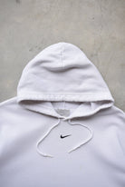 Nike White Embroidered Centre Swoosh Hoodie — 1990s (L) - Retrospective Store