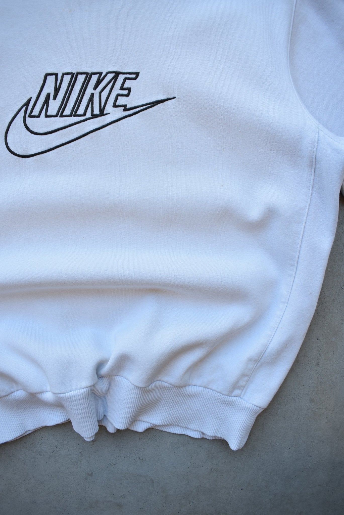 Nike White Embroidered Spellout Crewneck — 2000s (M) - Retrospective Store