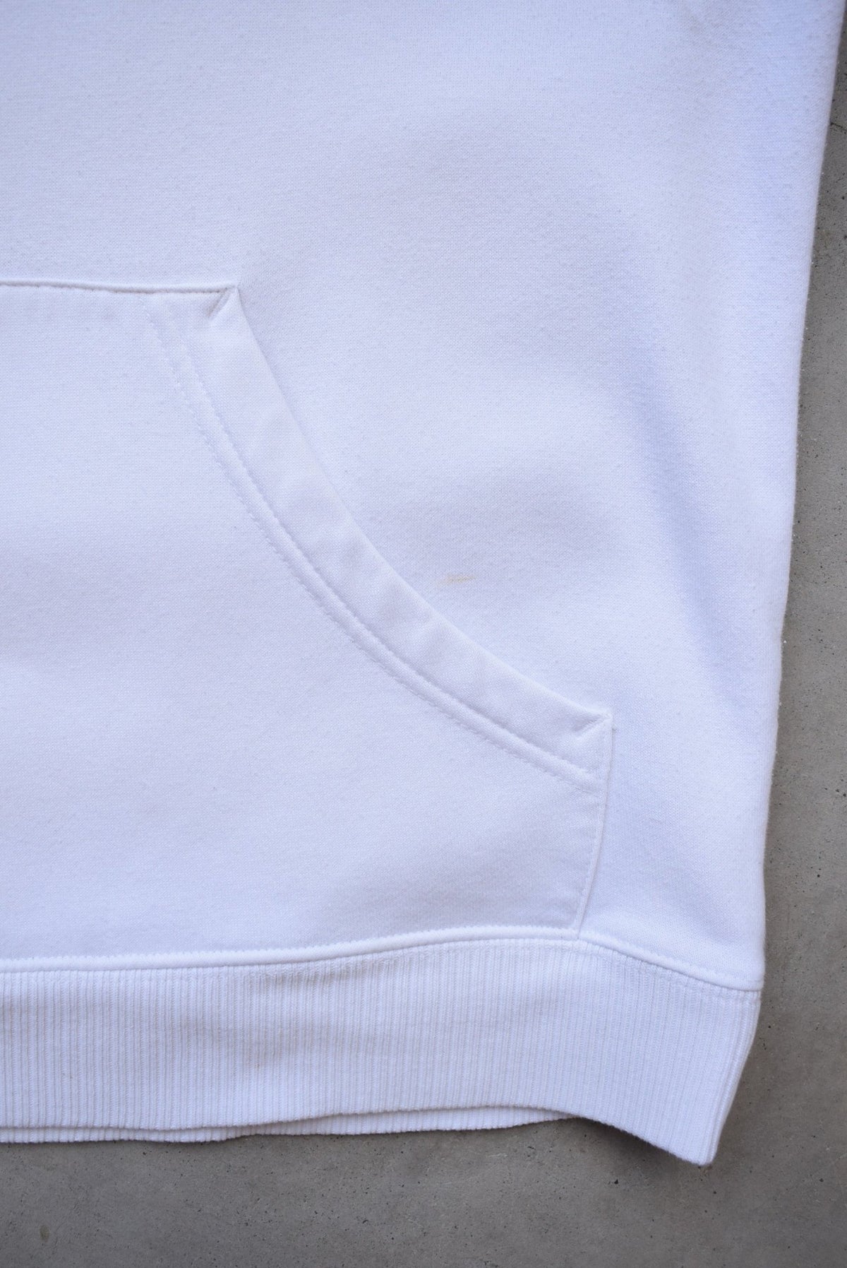 Nike White Embroidered Spellout Hoodie — 2000s (XS/S) - Retrospective Store