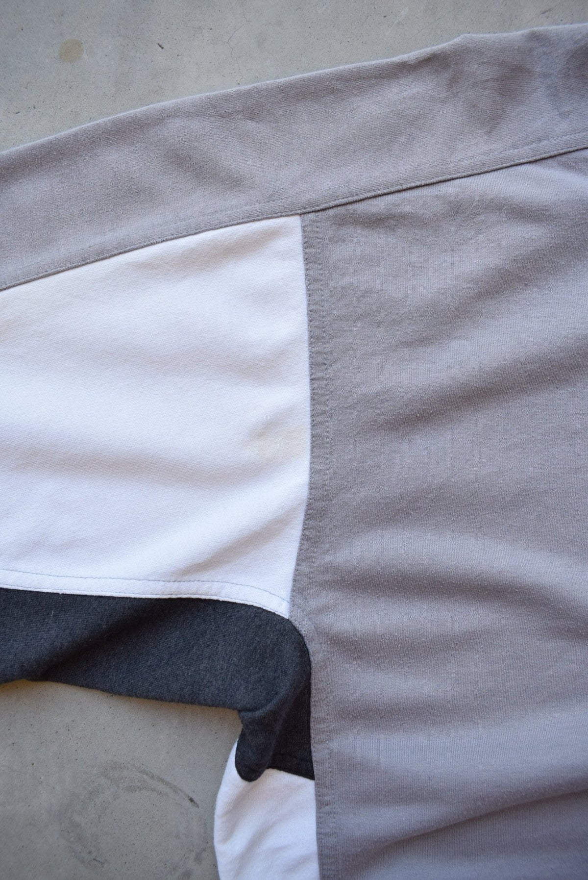 Nike White & Grey Embroidered Swoosh Crewneck — 1990s (XL) - Retrospective Store
