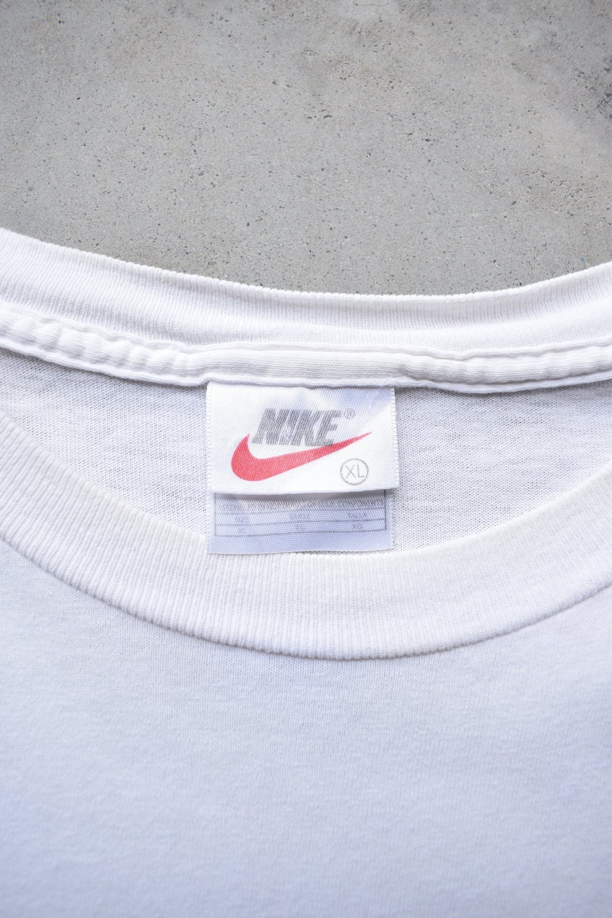 Nike White Spellout Tee — 1990s (XXL) - Retrospective Store