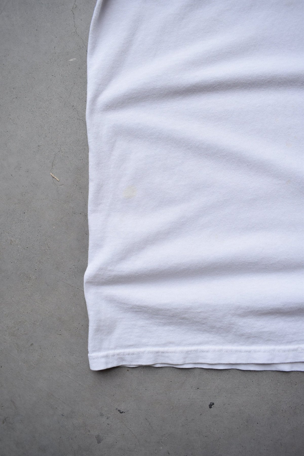 Nike White Spellout Tee — 1990s (XXL) - Retrospective Store