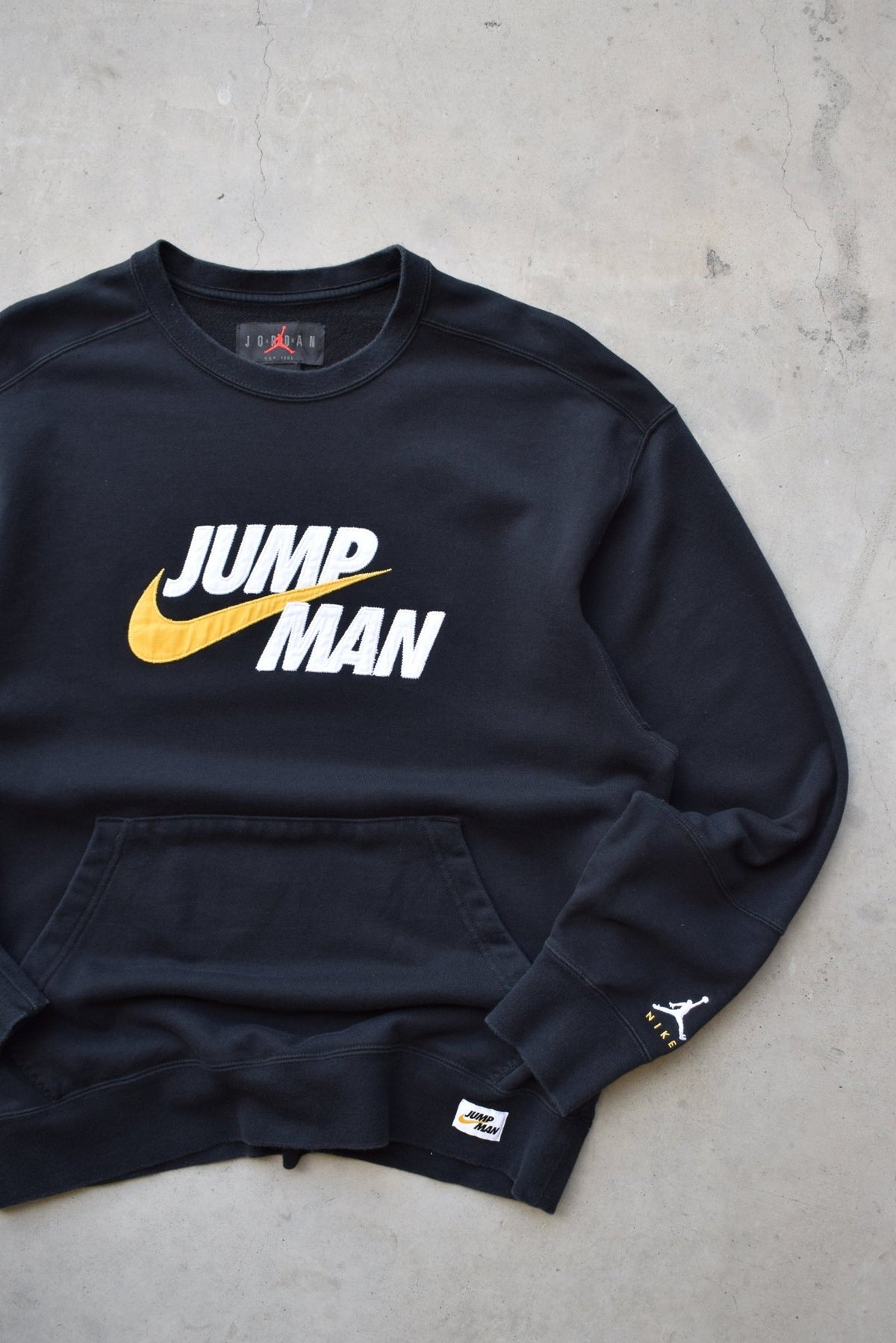 Nike x Air Jordan 'Jump Man' Black Embroidered Spellout Crewneck — 2000s (L) - Retrospective Store
