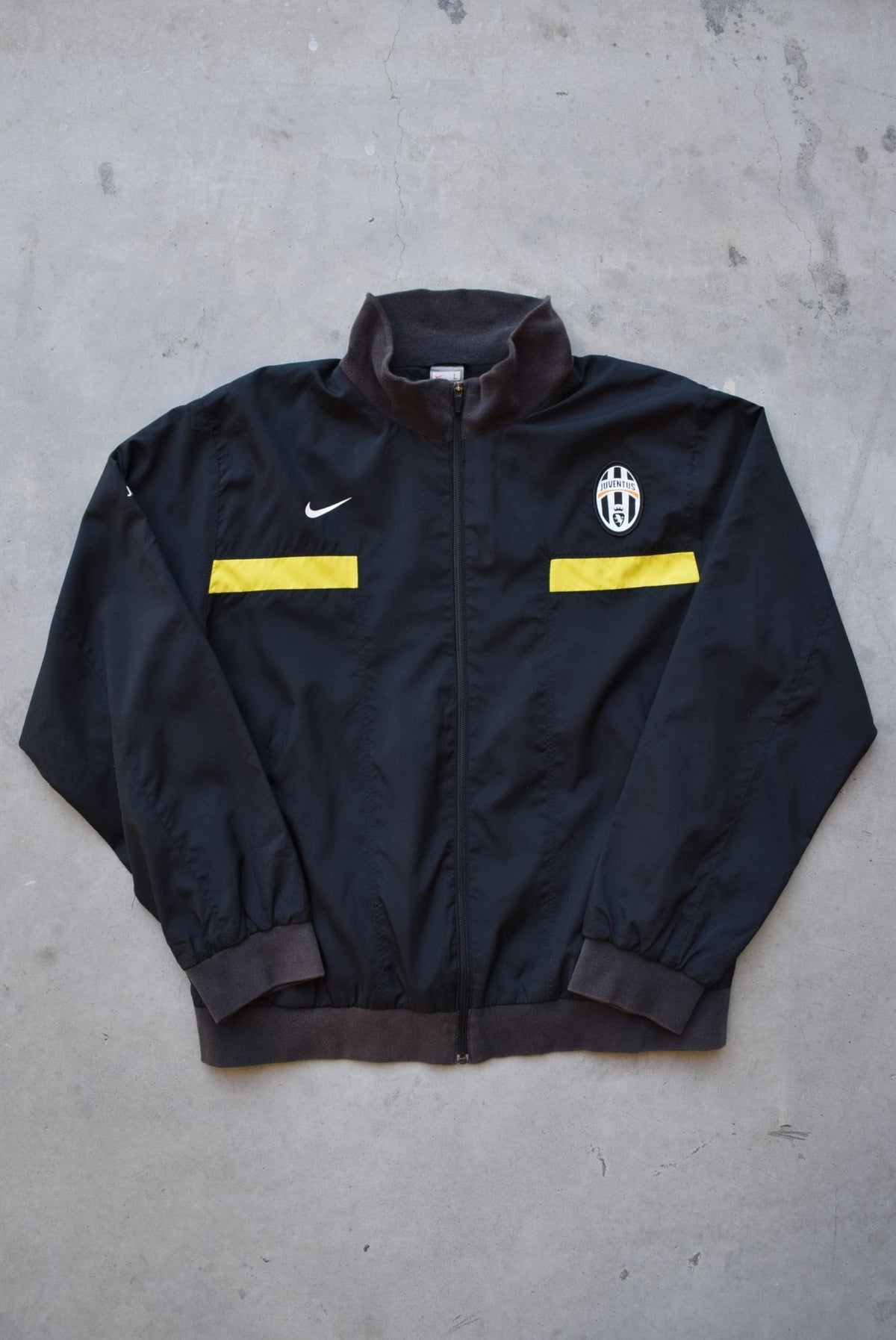 Nike x Juventus FC Black Jacket — 2000s (M/L) - Retrospective Store