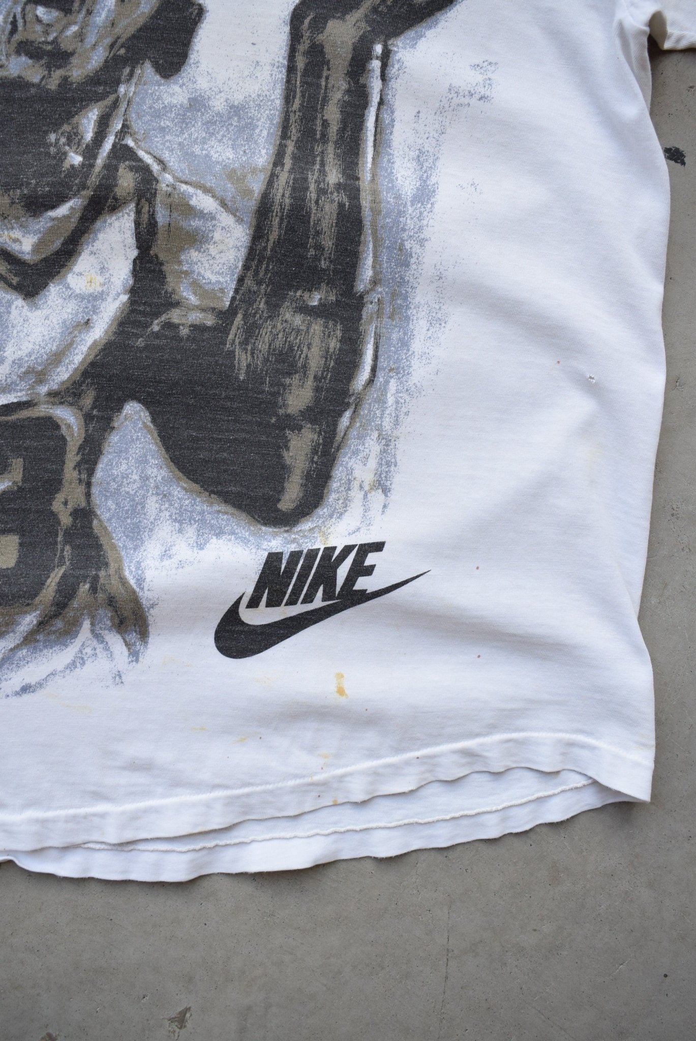 Nike x Michael Jordan White Graphic Tee — 1990s (M/L) - Retrospective Store