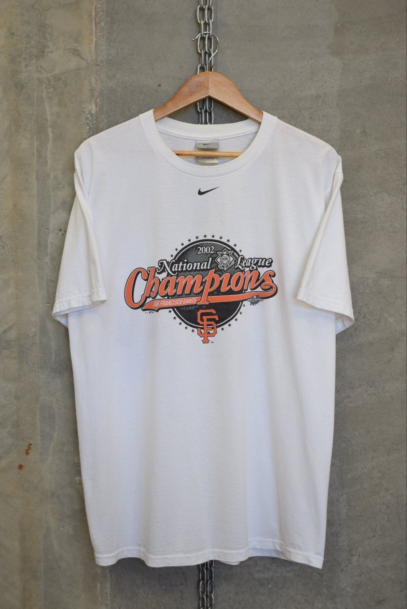 Nike x MLB San Francisco Giants Champions Tee — 2002 (L) - Retrospective Store