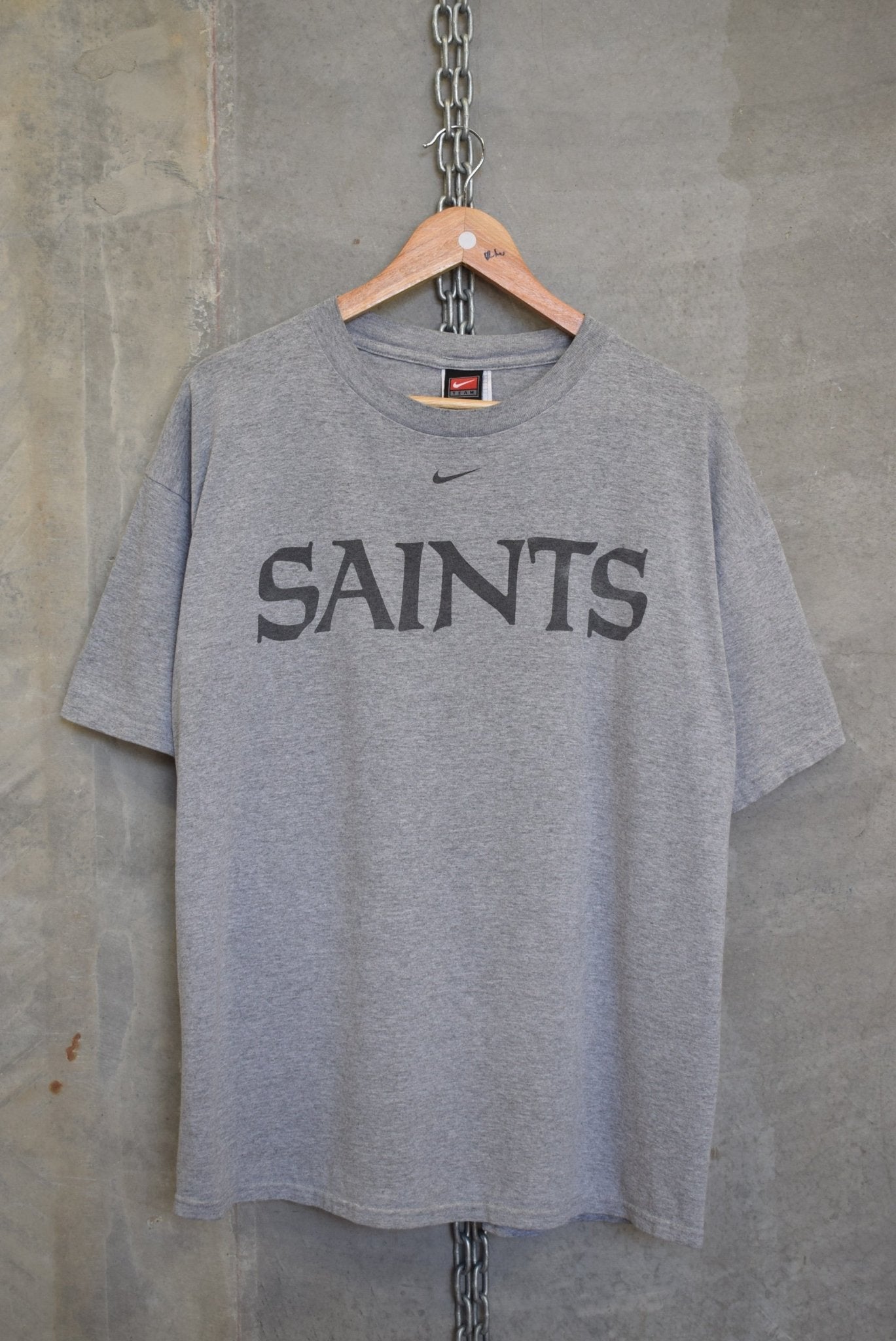 Nike x NFL New Orleans Saints Tee — 2000s (L) - Retrospective Store