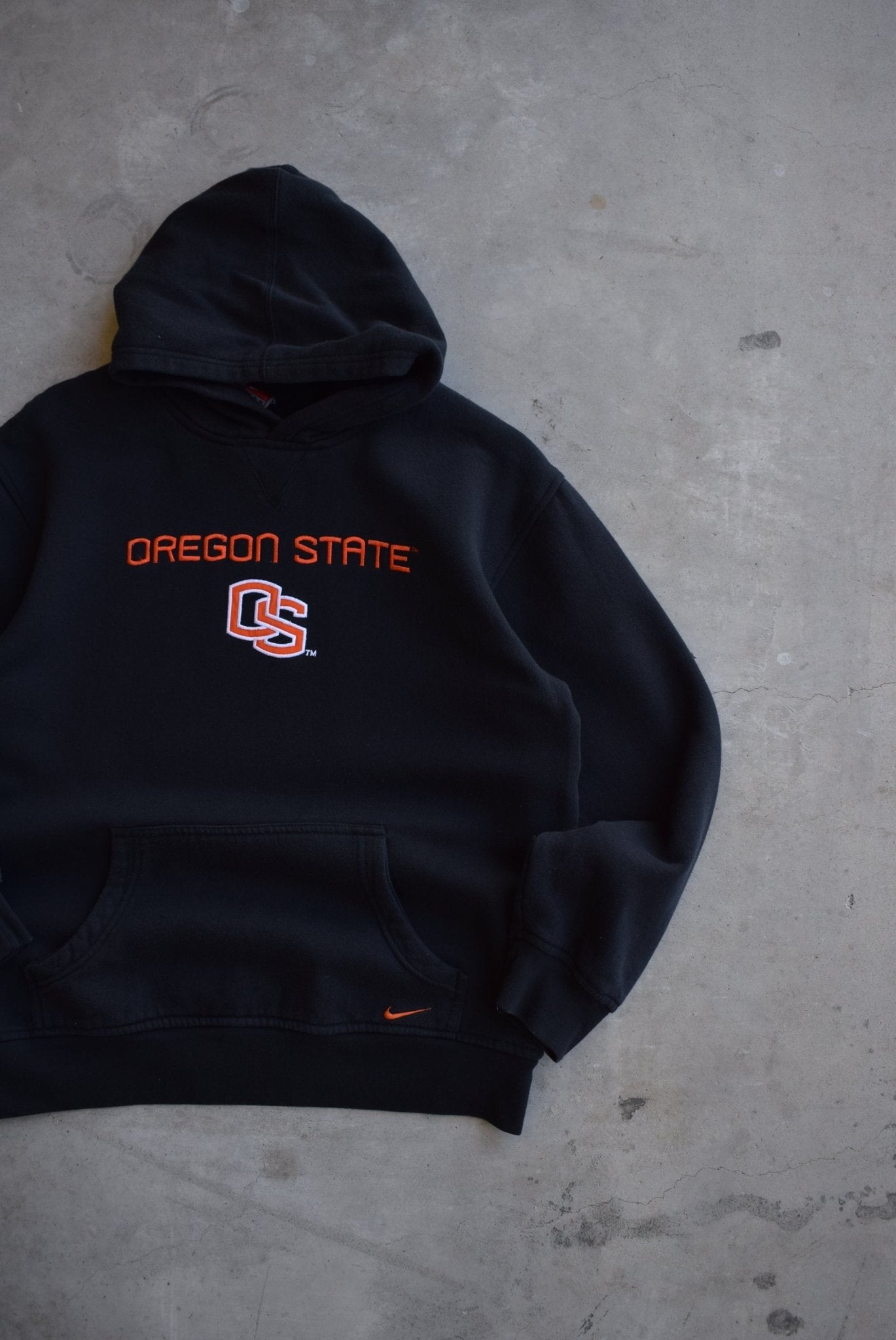 Nike x Oregon State University Embroidered Hoodie — 2000s (S) - Retrospective Store