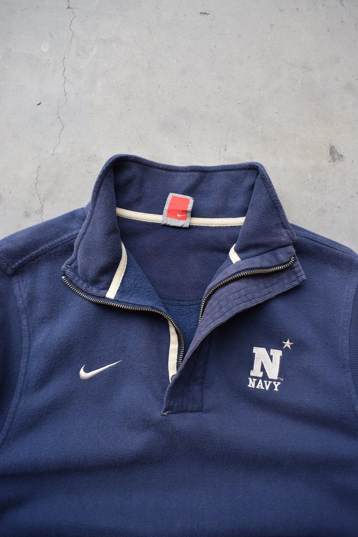 Nike x United States Navy Embroidered Quarter Zip — 2000s (M) - Retrospective Store