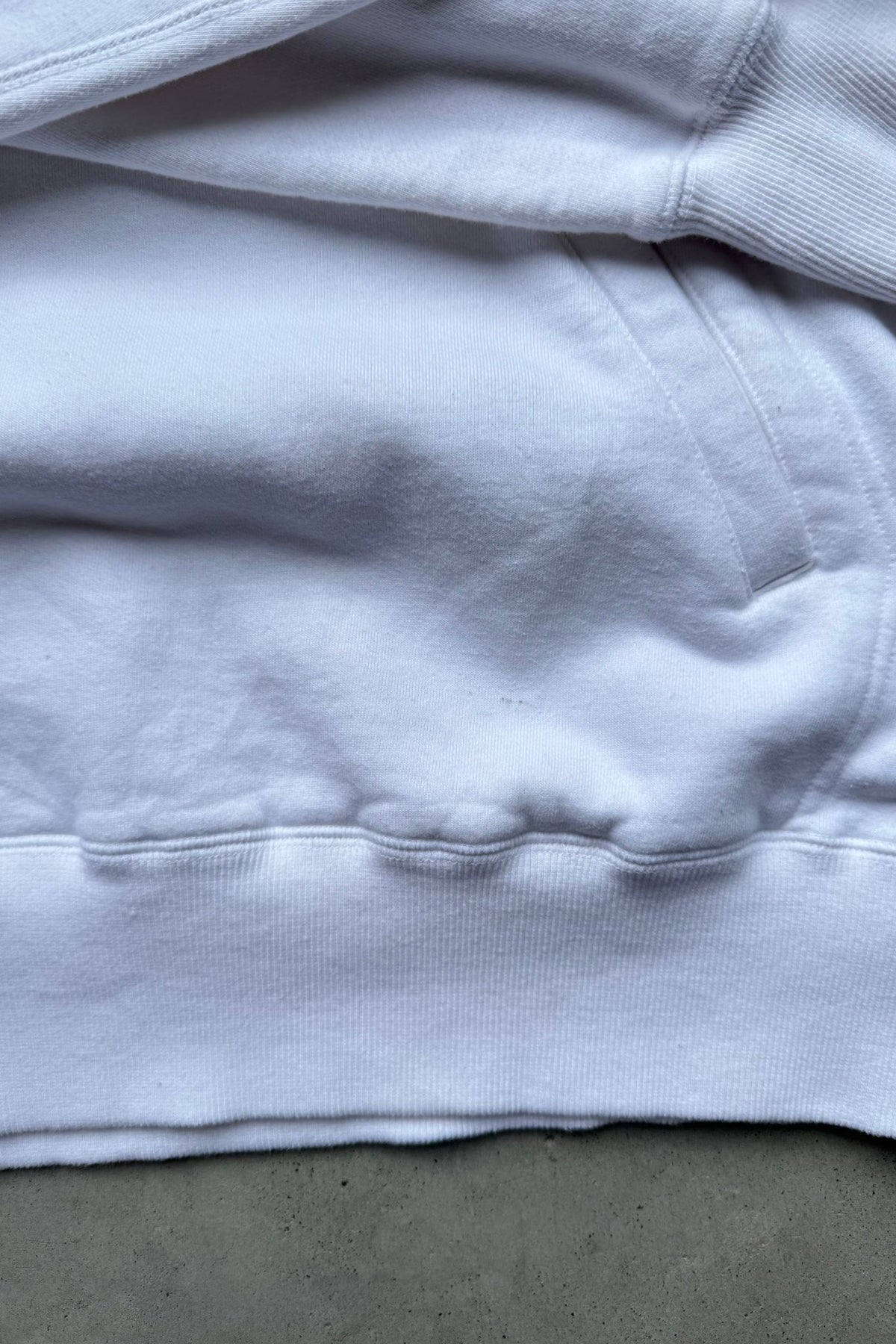 Nike x University of Alabama White & Burgundy Embroidered Hoodie — 2000s (XL) - Retrospective Store