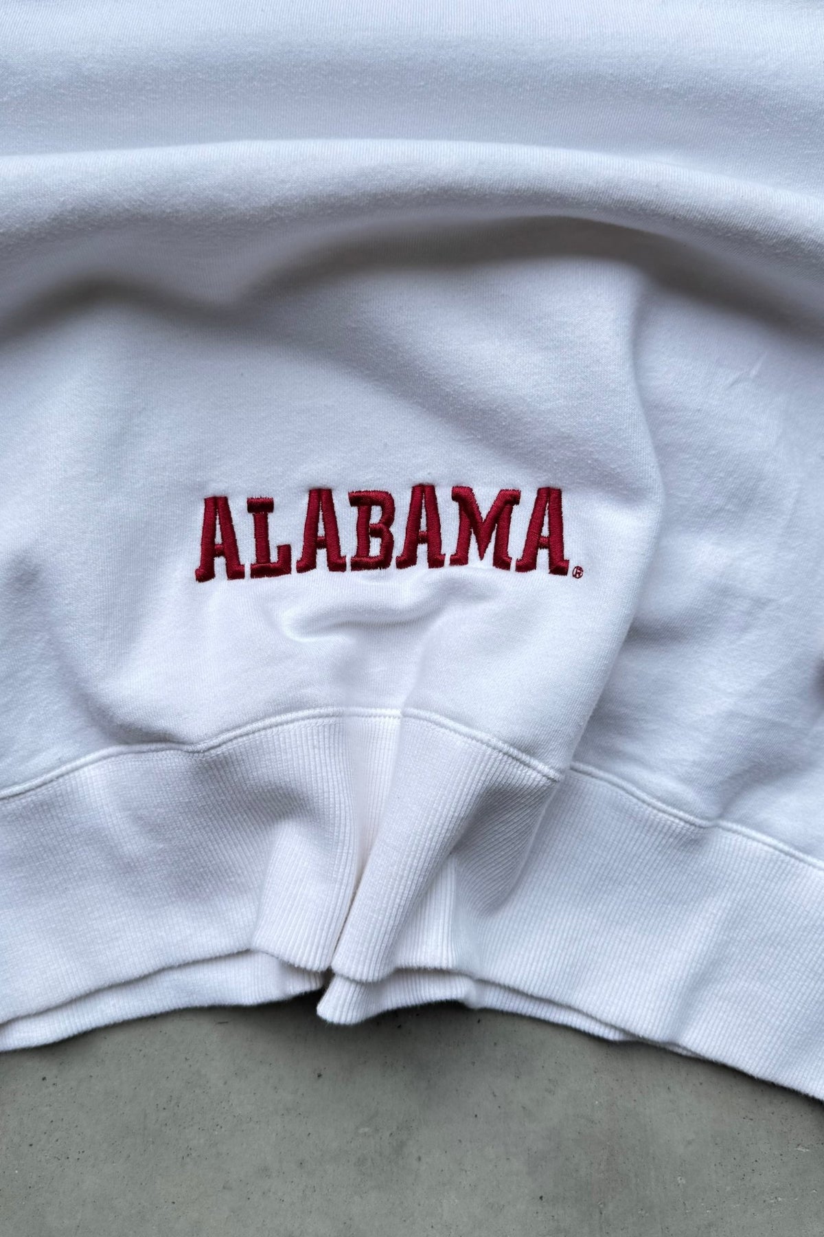 Nike x University of Alabama White & Burgundy Embroidered Hoodie — 2000s (XL) - Retrospective Store