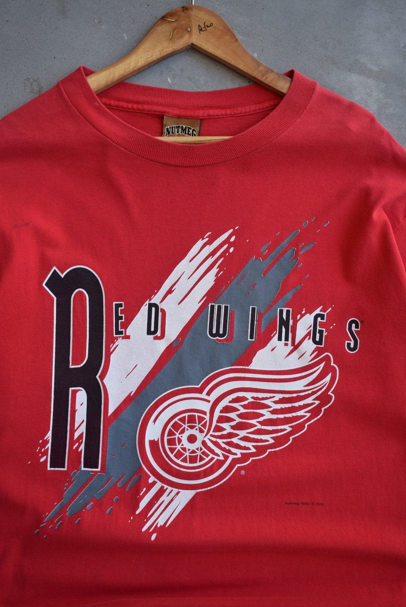 Nutmeg x NHL Detroit Redwings Tee — 1990s (L) - Retrospective Store