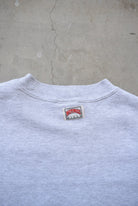 Nutmeg x University of Notre Dame Grey Embroidered Crewneck — 1990s (M) - Retrospective Store