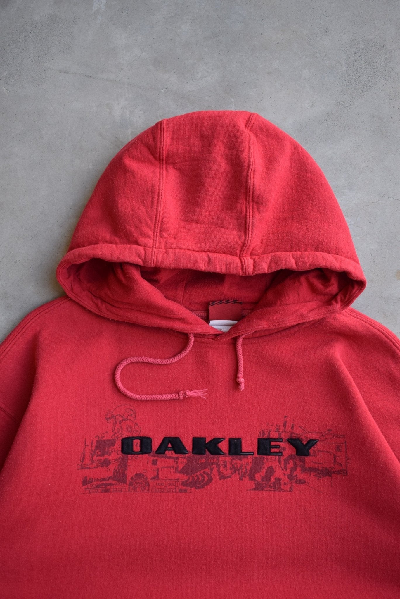 Oakley Red Embroidered Spellout Hoodie — 2000s (L) - Retrospective Store