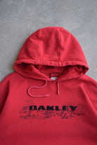 Oakley Red Embroidered Spellout Hoodie — 2000s (L) - Retrospective Store