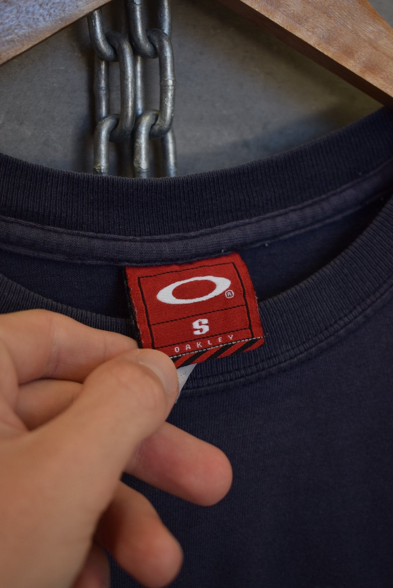 Oakley Spellout Tee — 2000s (S) - Retrospective Store