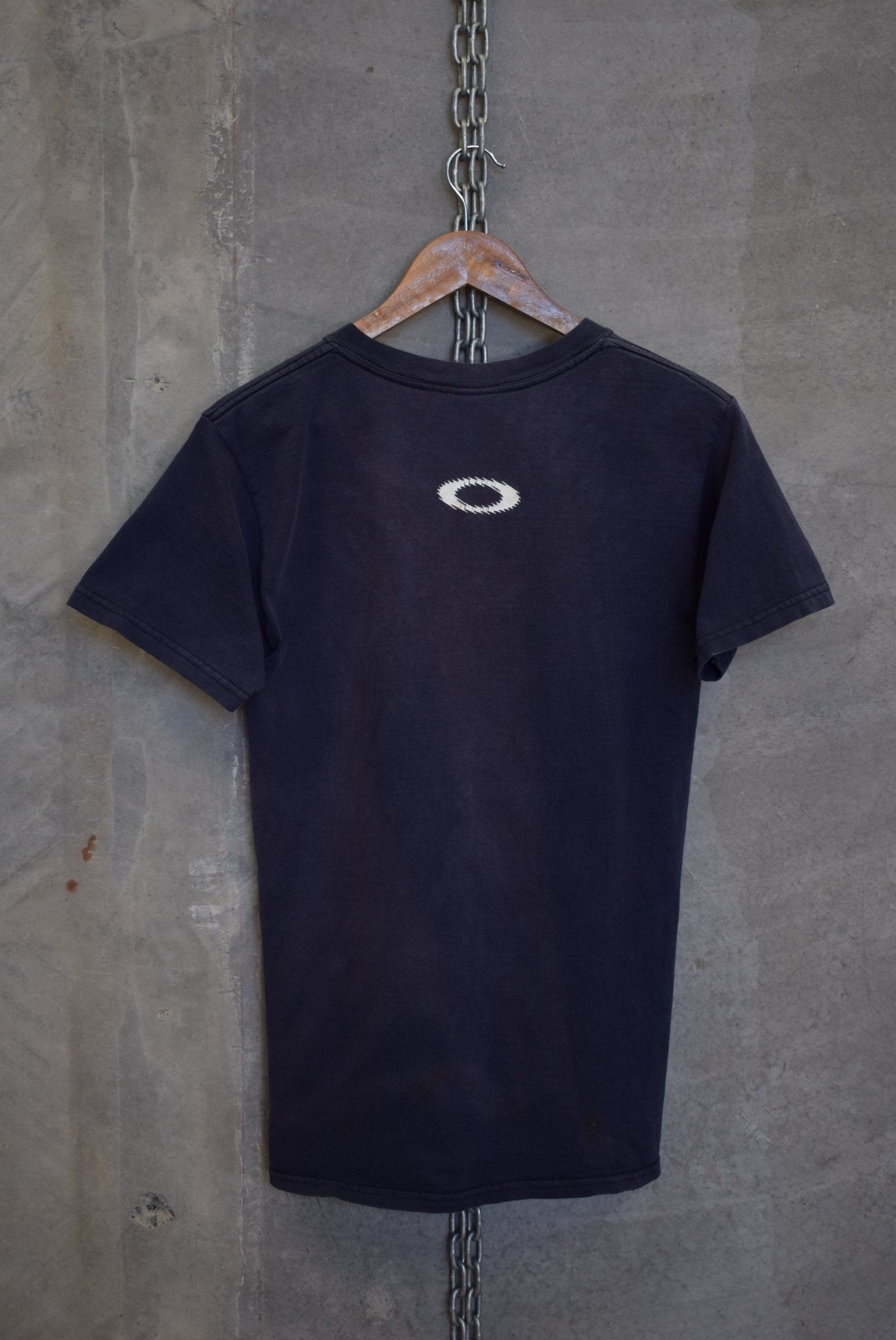 Oakley Spellout Tee — 2000s (S) - Retrospective Store