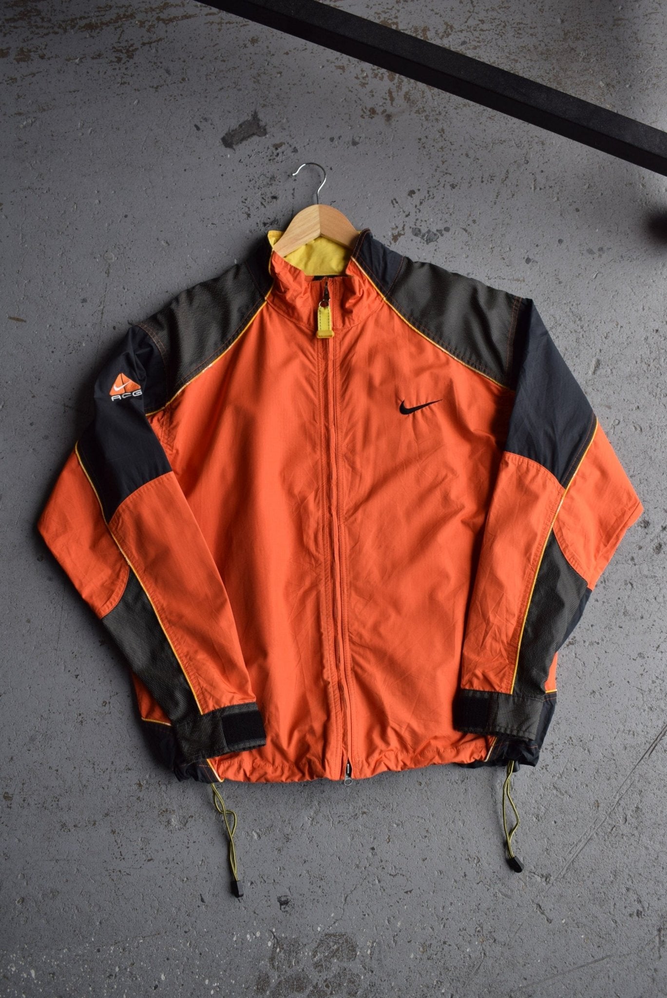 *Packable* Vintage Nike ACG Classic Logo Embroidered Jacket (M/L) - Retrospective Store