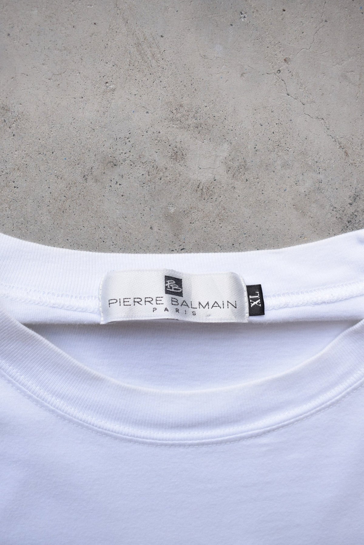 Pierre Balmain White Embroidered Spellout Tee — 1990s (L) - Retrospective Store