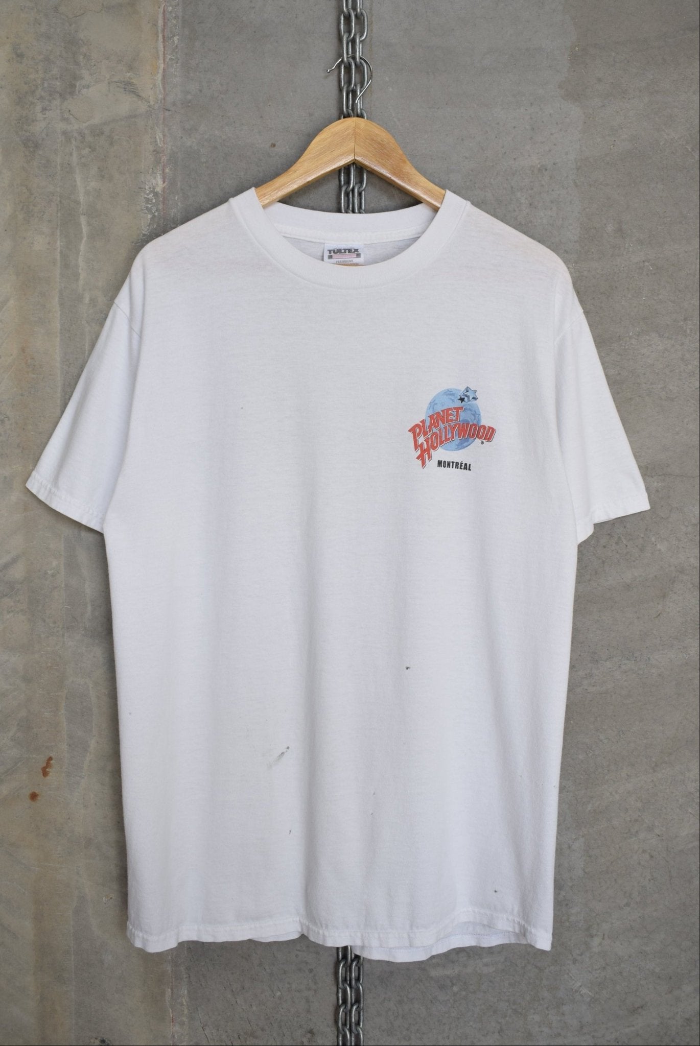 Planet Hollywood Montreal Tee — 2000s (L) - Retrospective Store
