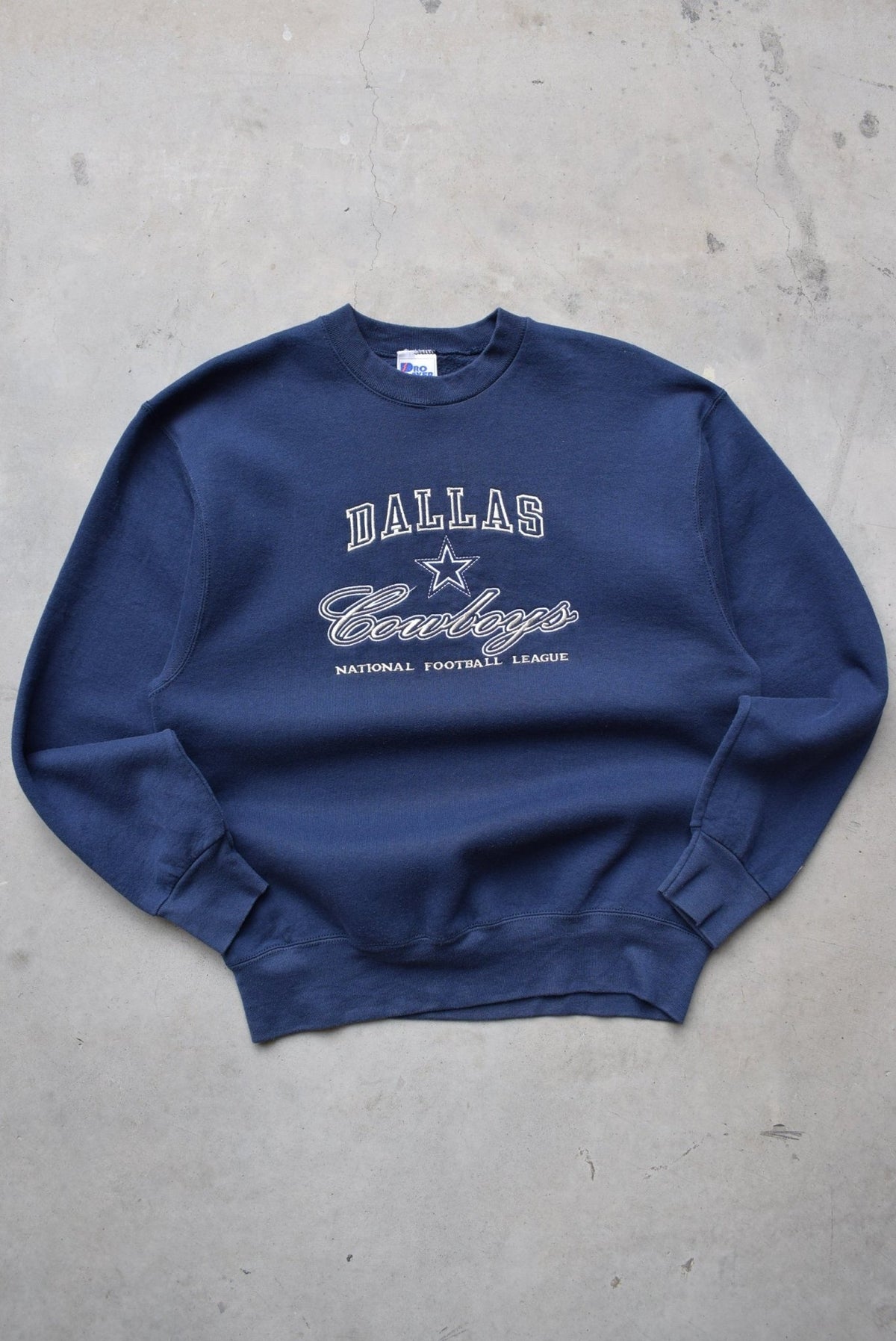 Pro-Player x NFL Dallas Cowboys Navy Embroidered Crewneck — 1990s (L) - Retrospective Store