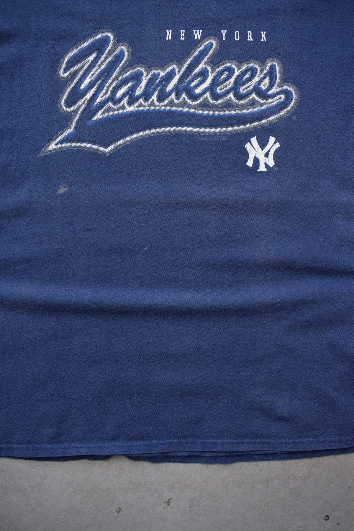 Puma x MLB New York Yankees Navy Graphic Tee — 2000 (XL) - Retrospective Store