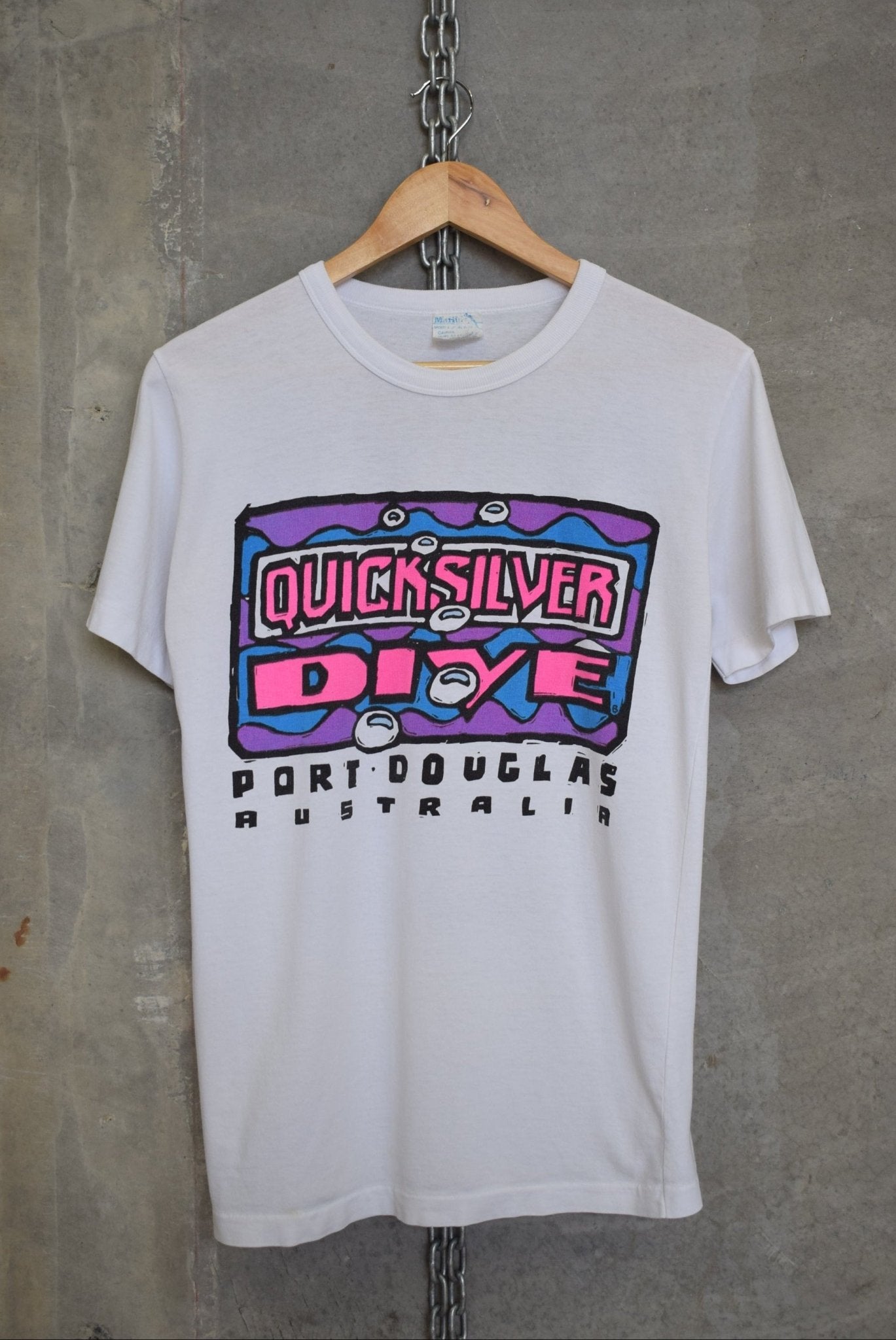Quicksilver Dive Port Douglas Tee — 1990s (S) - Retrospective Store