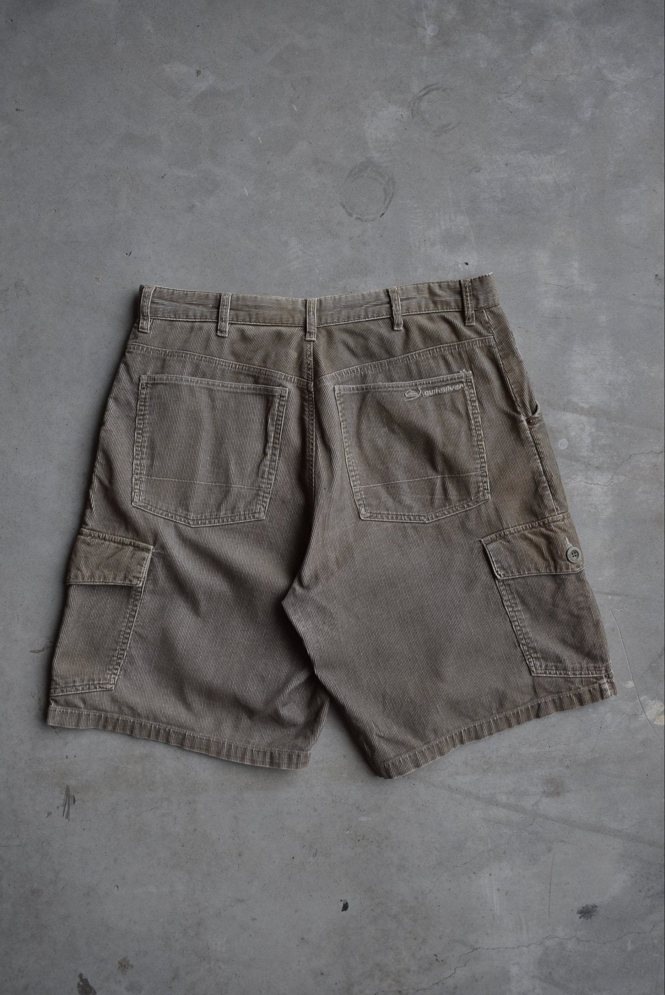 Quiksilver Corduroy Shorts — 2000s (34) - Retrospective Store