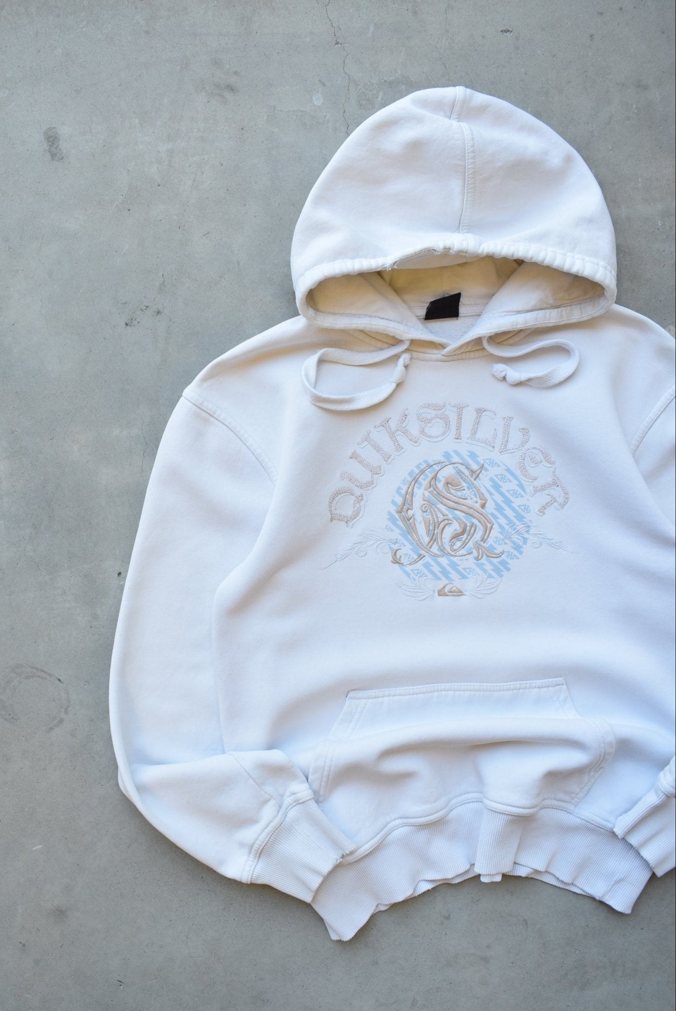 Quiksilver White Embroidered Spellout Hoodie — 2000s (S/M) - Retrospective Store