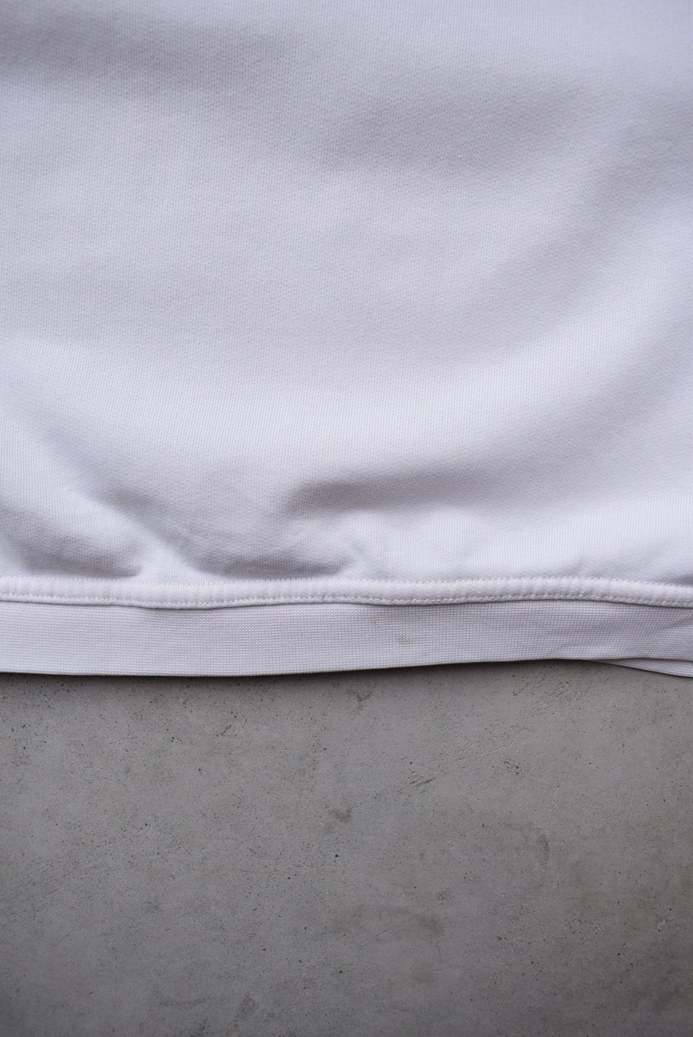 Quiksilver White Spellout Crewneck — 1990s (S) - Retrospective Store