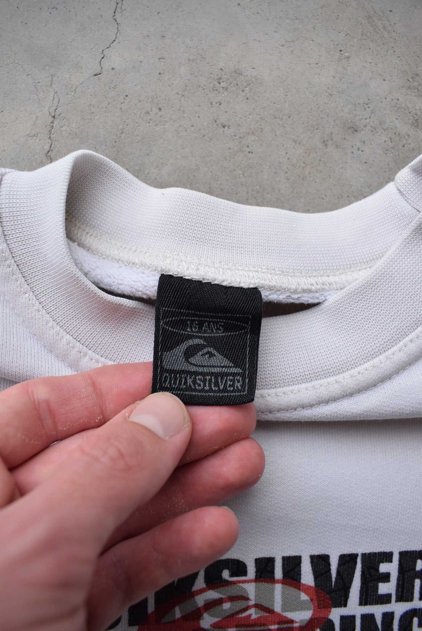 Quiksilver White Spellout Crewneck — 1990s (S) - Retrospective Store