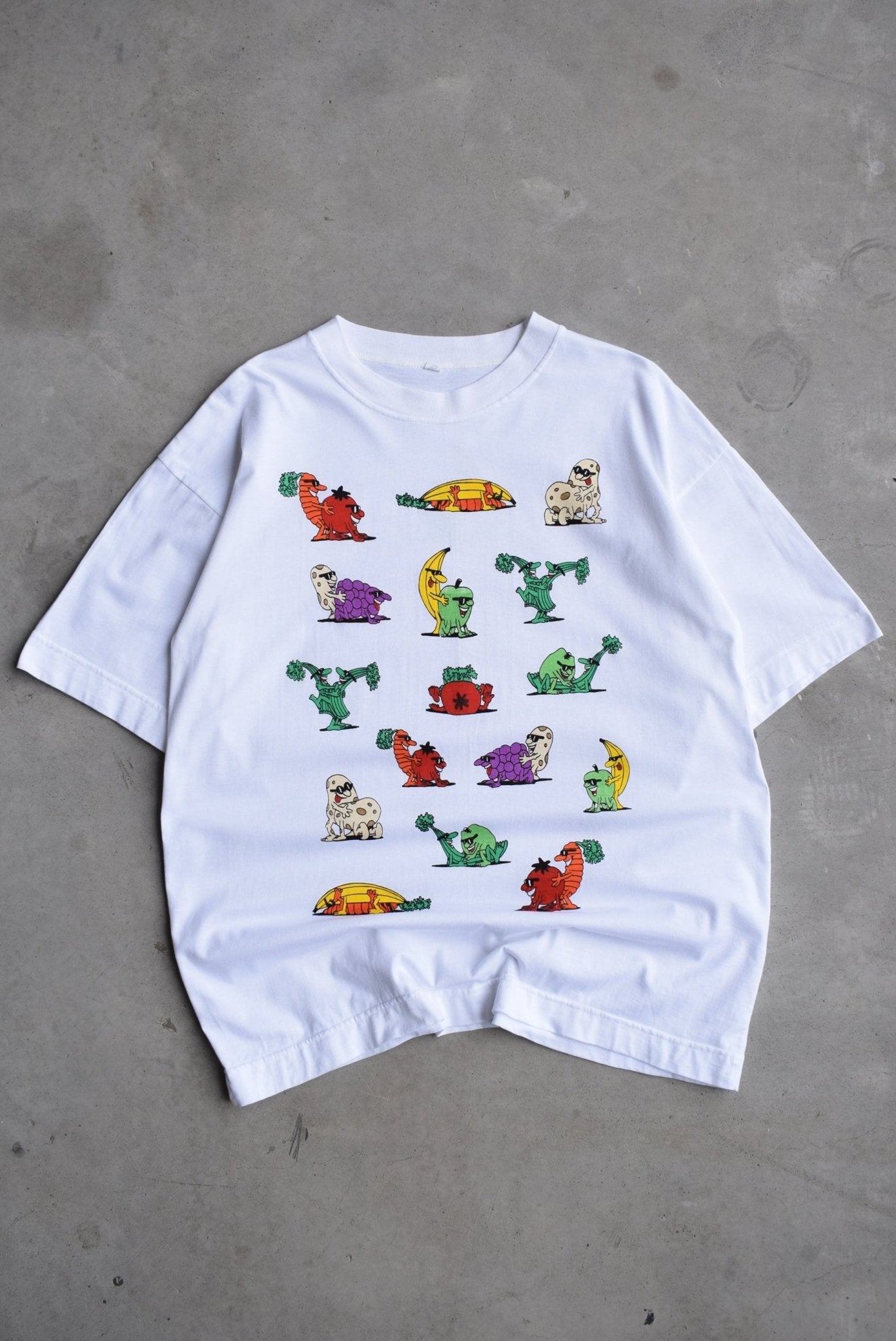 R-Rated Fruit White Graphic Tee — 2000s (L) - Retrospective Store