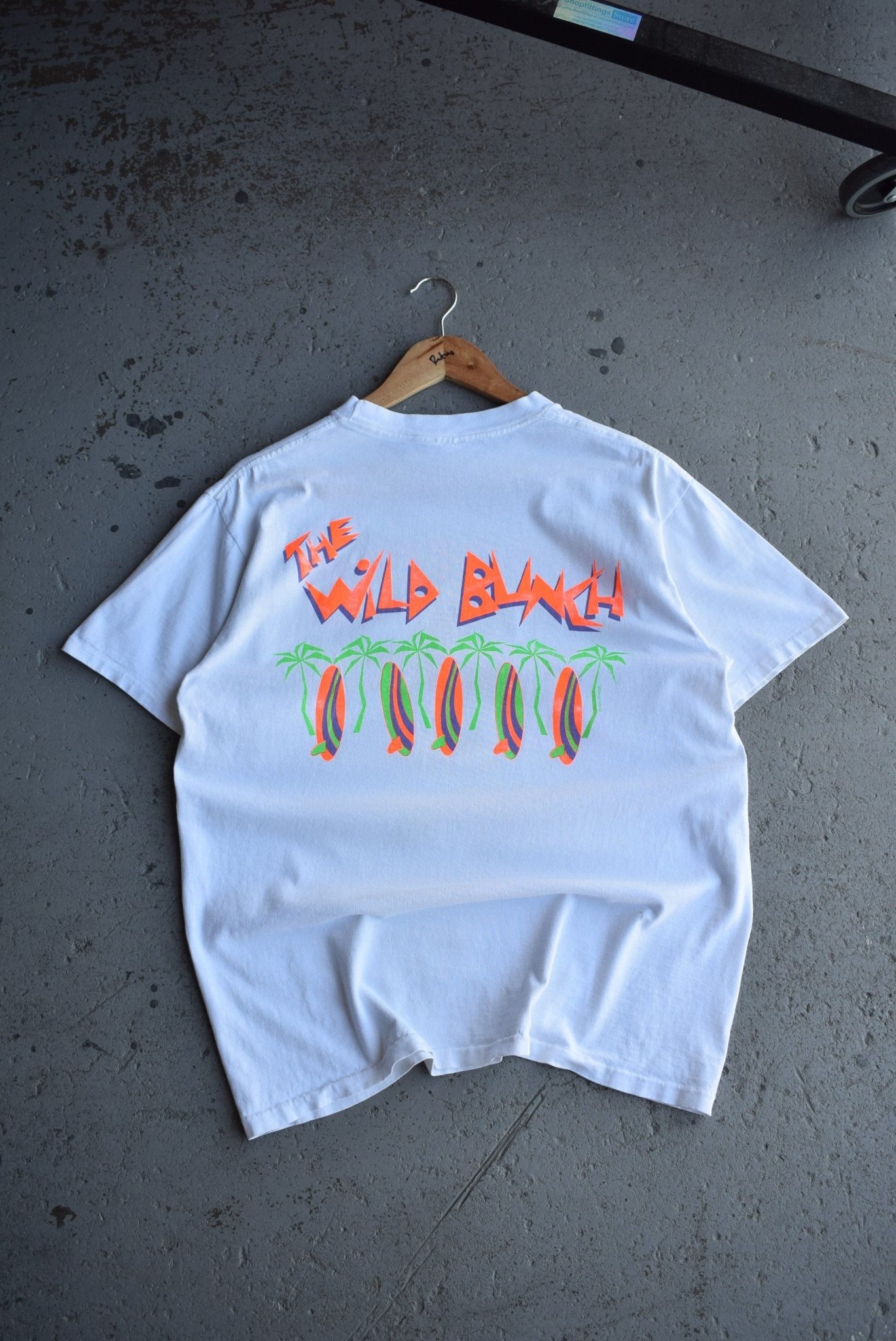 *Rare* Vintage 1989 Hooters Surf Team Tee (M) - Retrospective Store