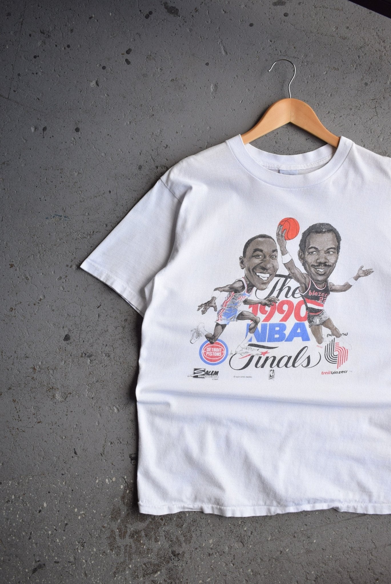 *Rare* Vintage 1990 Salem x NBA Finals Pistons vs Trailblazers Tee (M) - Retrospective Store
