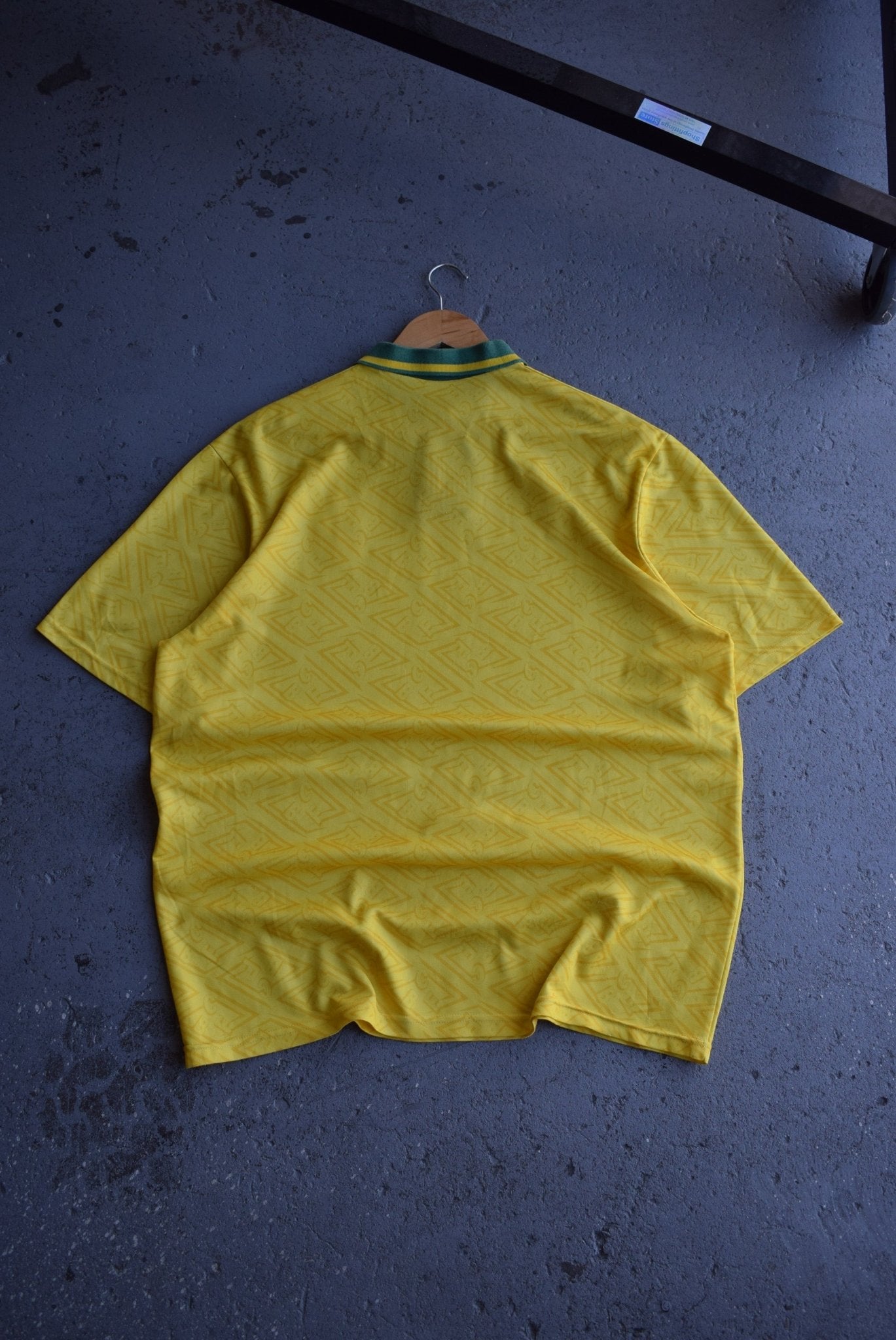 *Rare* Vintage 1992 - 93 Umbro x Brazil National Football Team Jersey (XL) - Retrospective Store