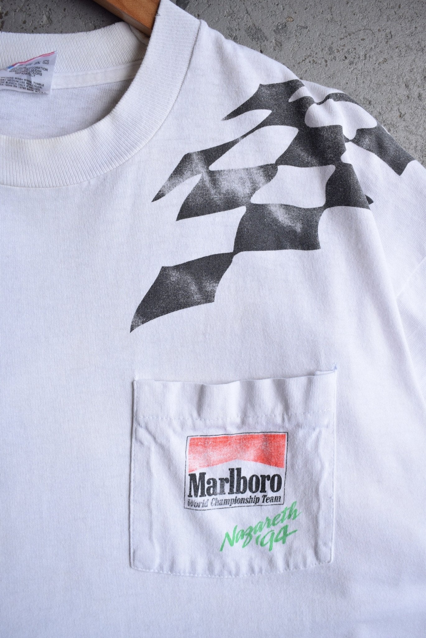 *Rare* Vintage 1994 Marlboro World Championship Team Racing Tee (XL) - Retrospective Store