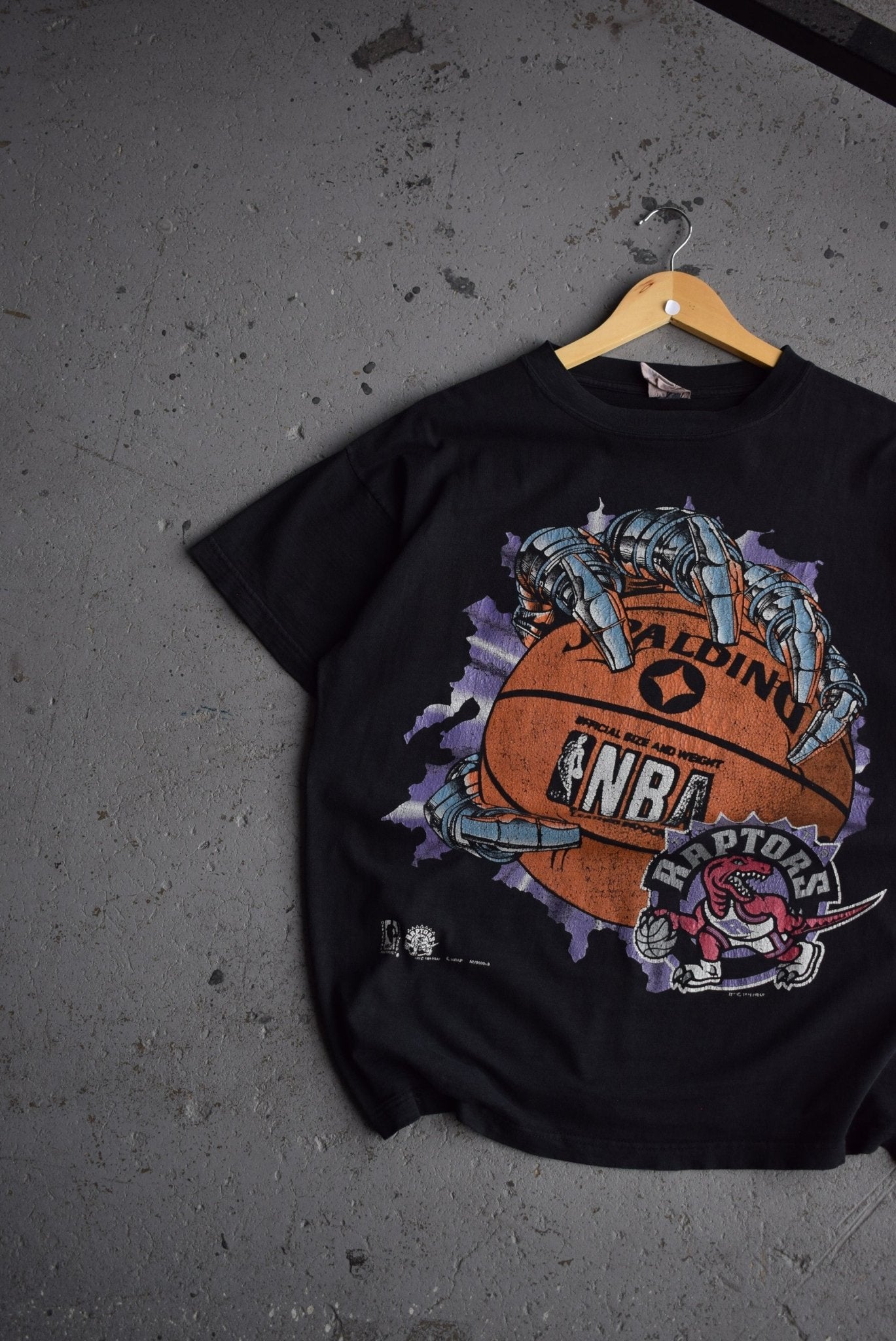 *Rare* Vintage 1994 NBA Toronto Raptors Tee (L) - Retrospective Store