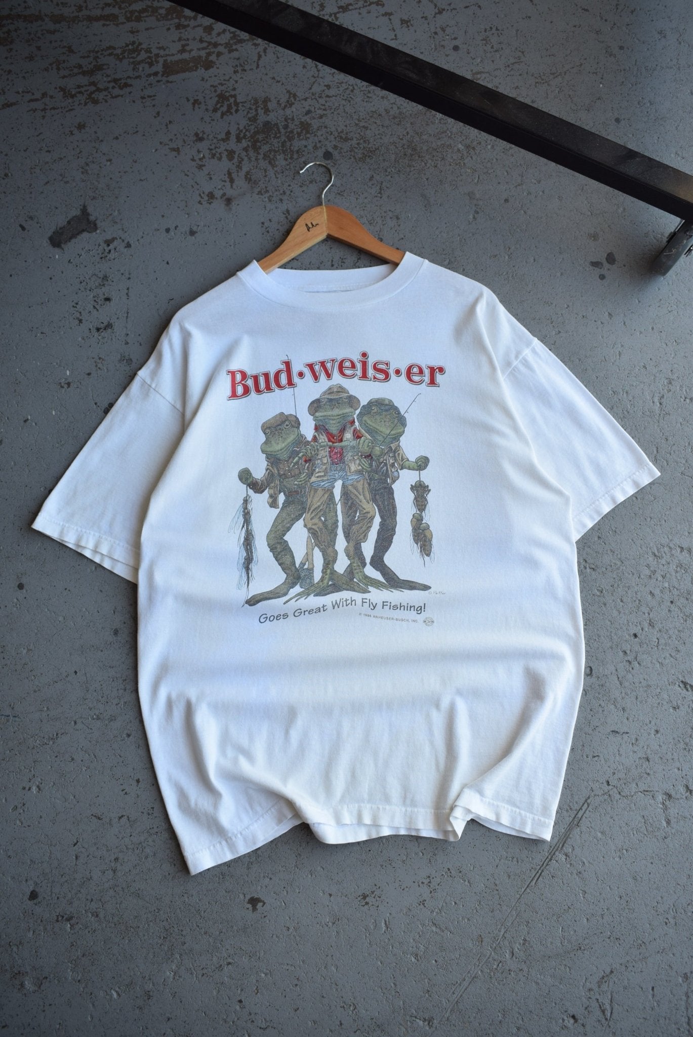 *Rare* Vintage 1996 Budweiser Fly Fishing Tee (L/XL) - Retrospective Store