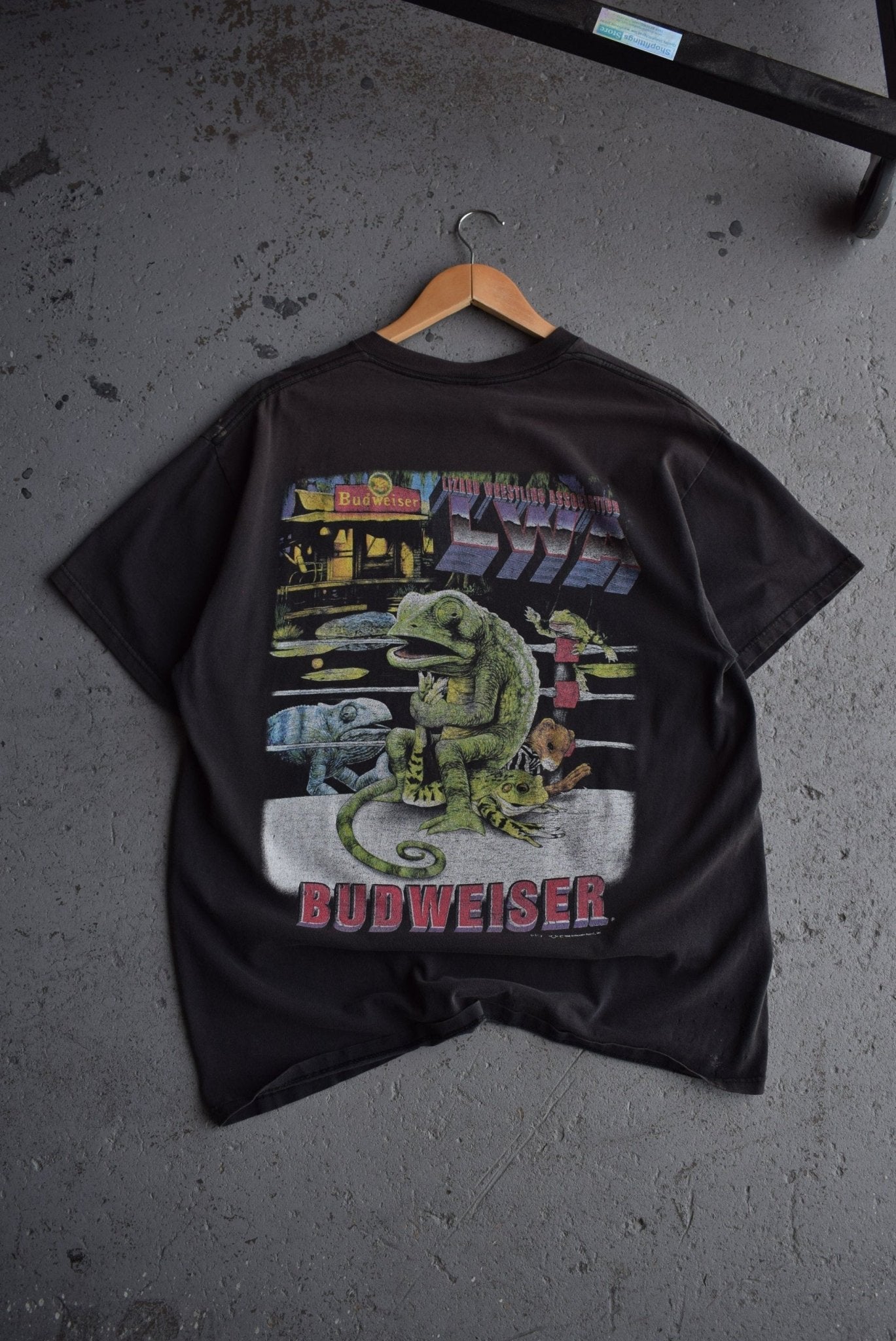 *Rare* Vintage 1998 Budweiser 'Lizard Wrestling Association' Tee (L) - Retrospective Store