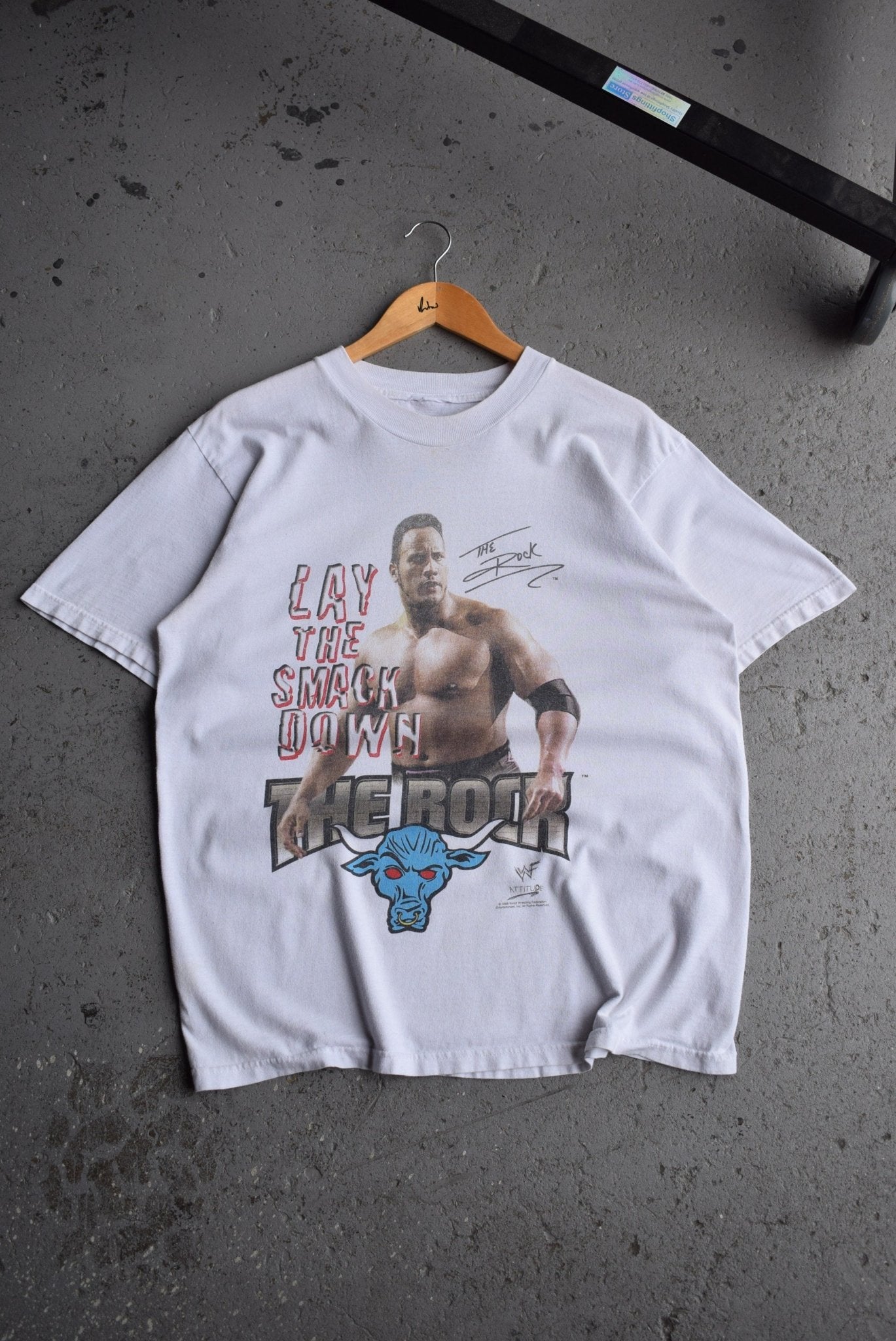 *Rare* Vintage 1999 WWF The Rock 'Lay The Smack Down' Tee (M) - Retrospective Store