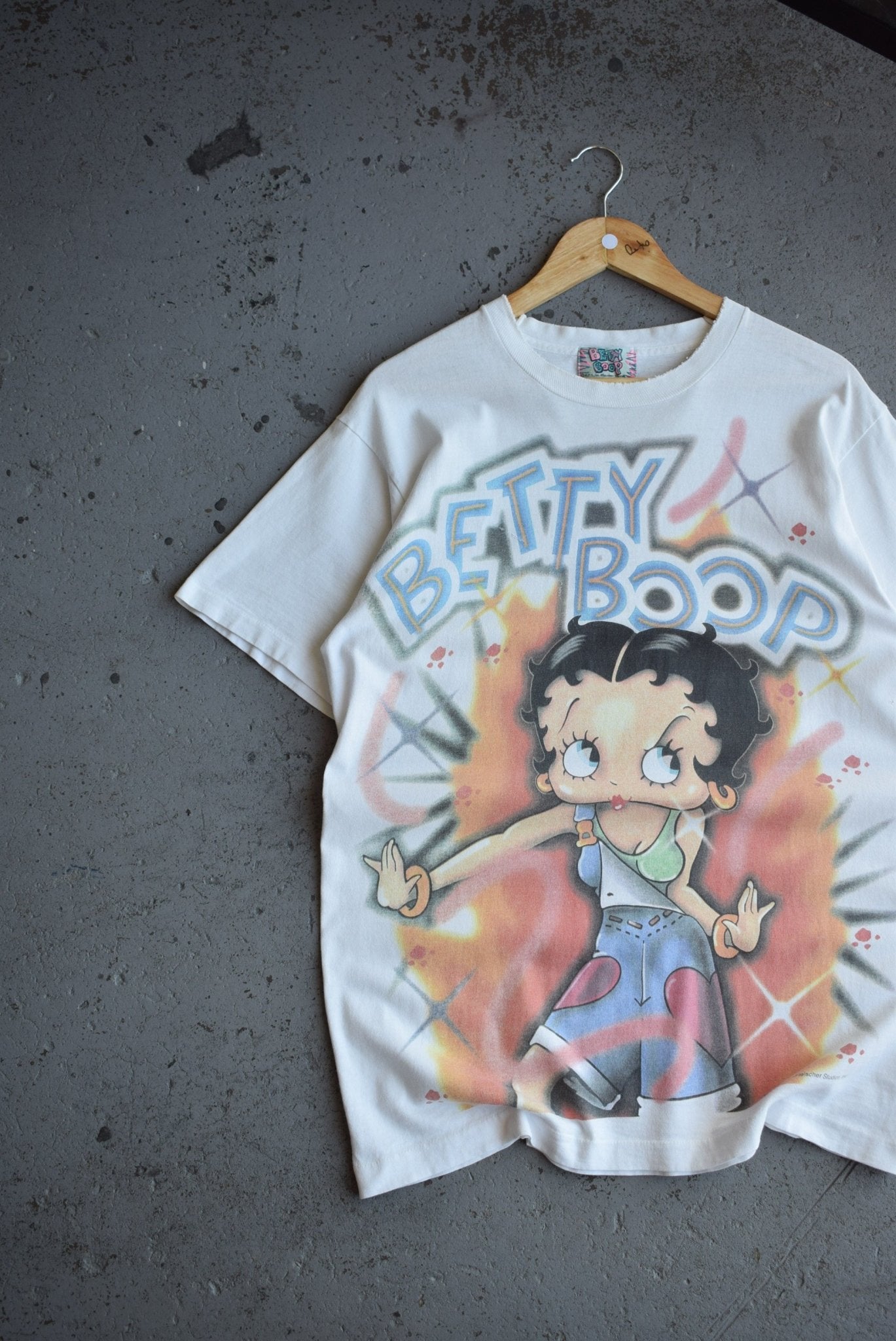 *Rare* Vintage 90s Betty Boop Graffiti Tee (M/L) - Retrospective Store