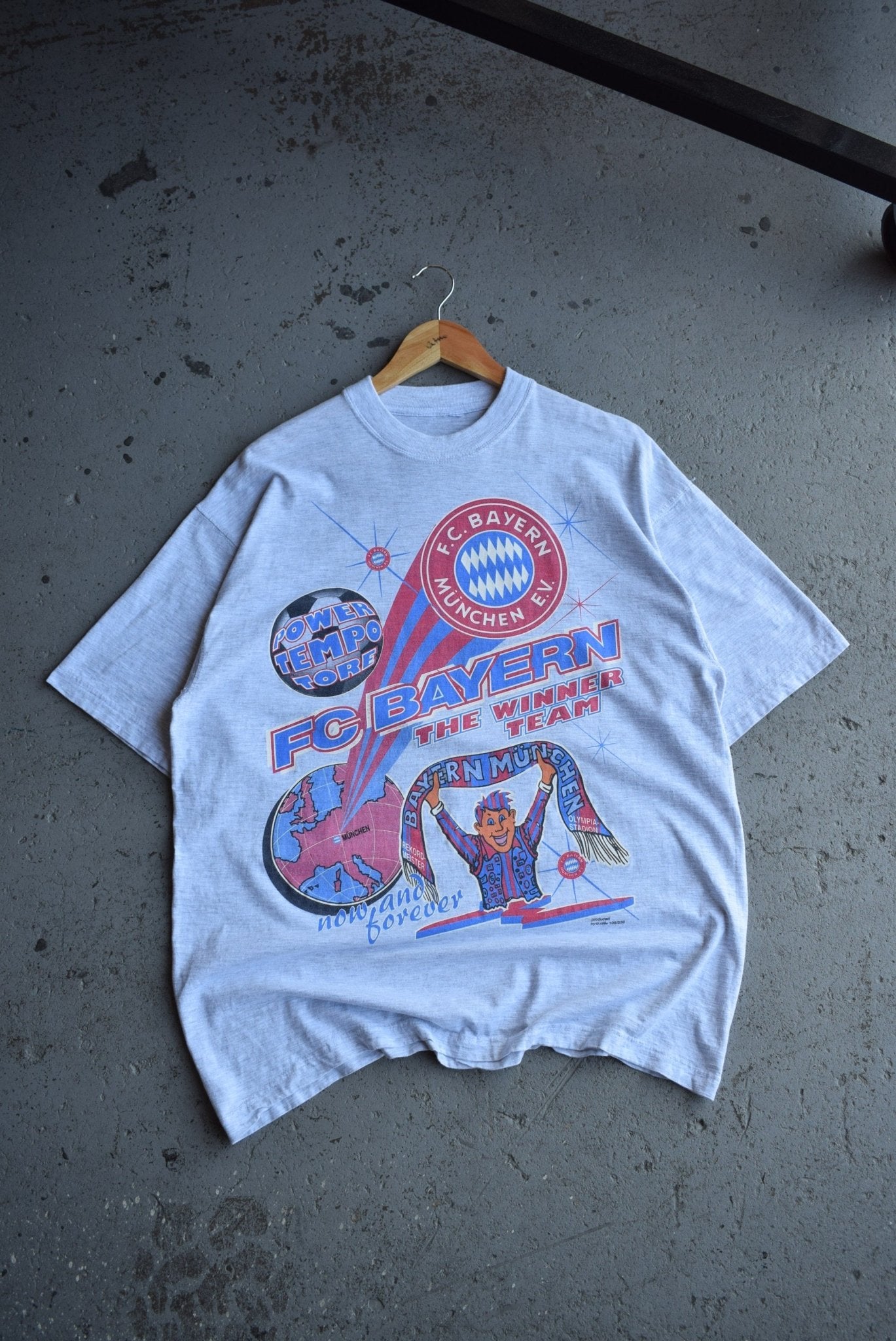 *Rare* Vintage 90s FC Bayern Munchen Tee (XL) - Retrospective Store