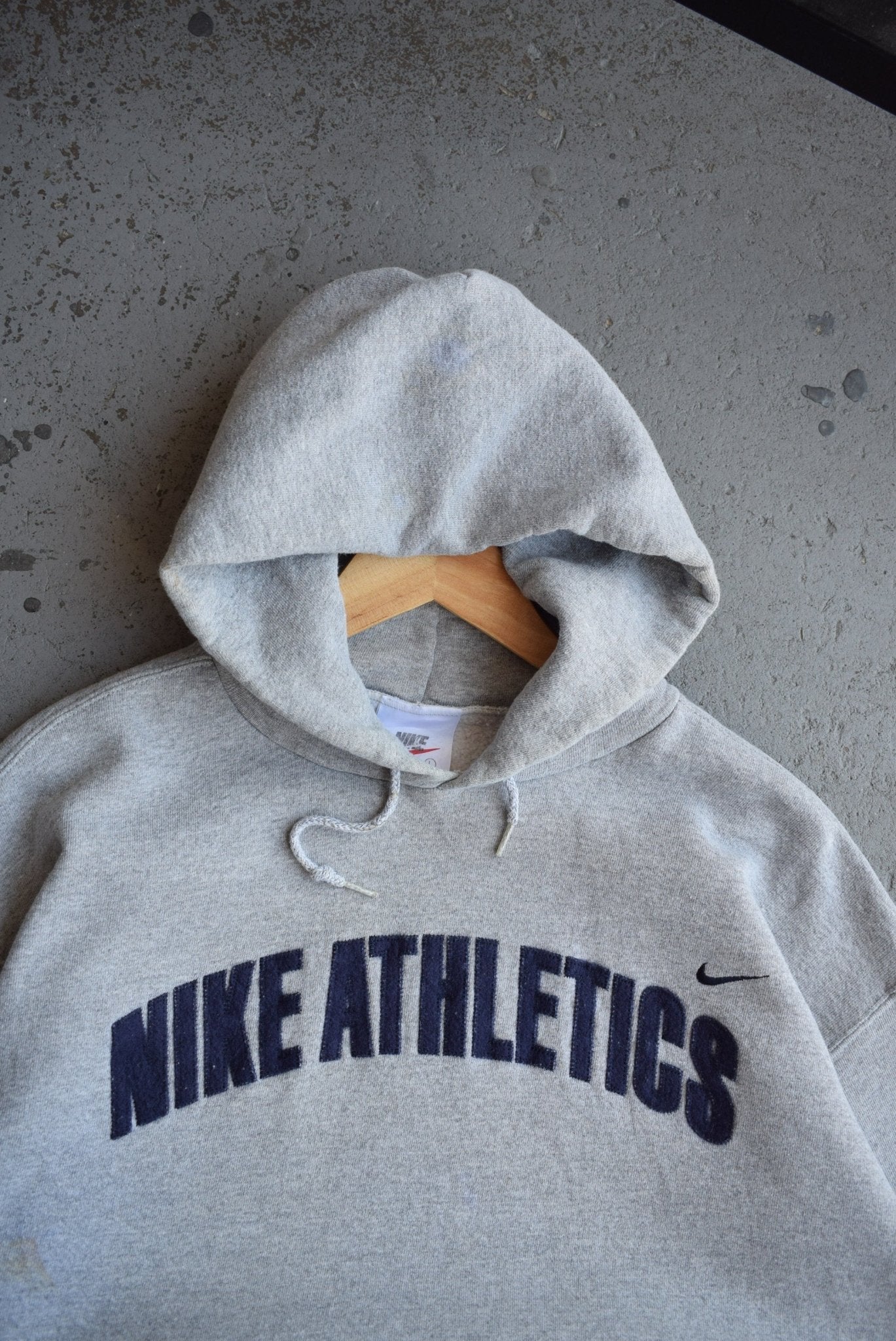 *Rare* Vintage 90s Nike Athletics Embroidered Spellout Hoodie (L) - Retrospective Store
