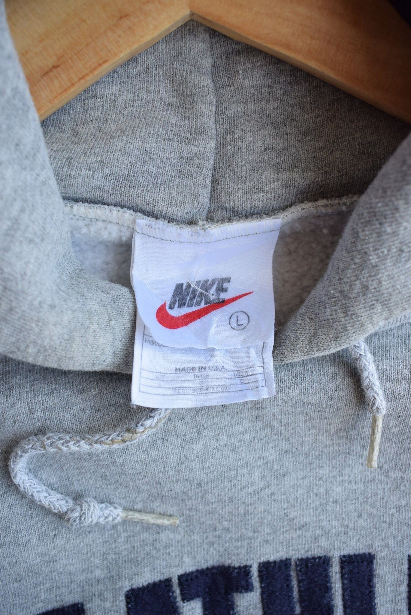 *Rare* Vintage 90s Nike Athletics Embroidered Spellout Hoodie (L) - Retrospective Store
