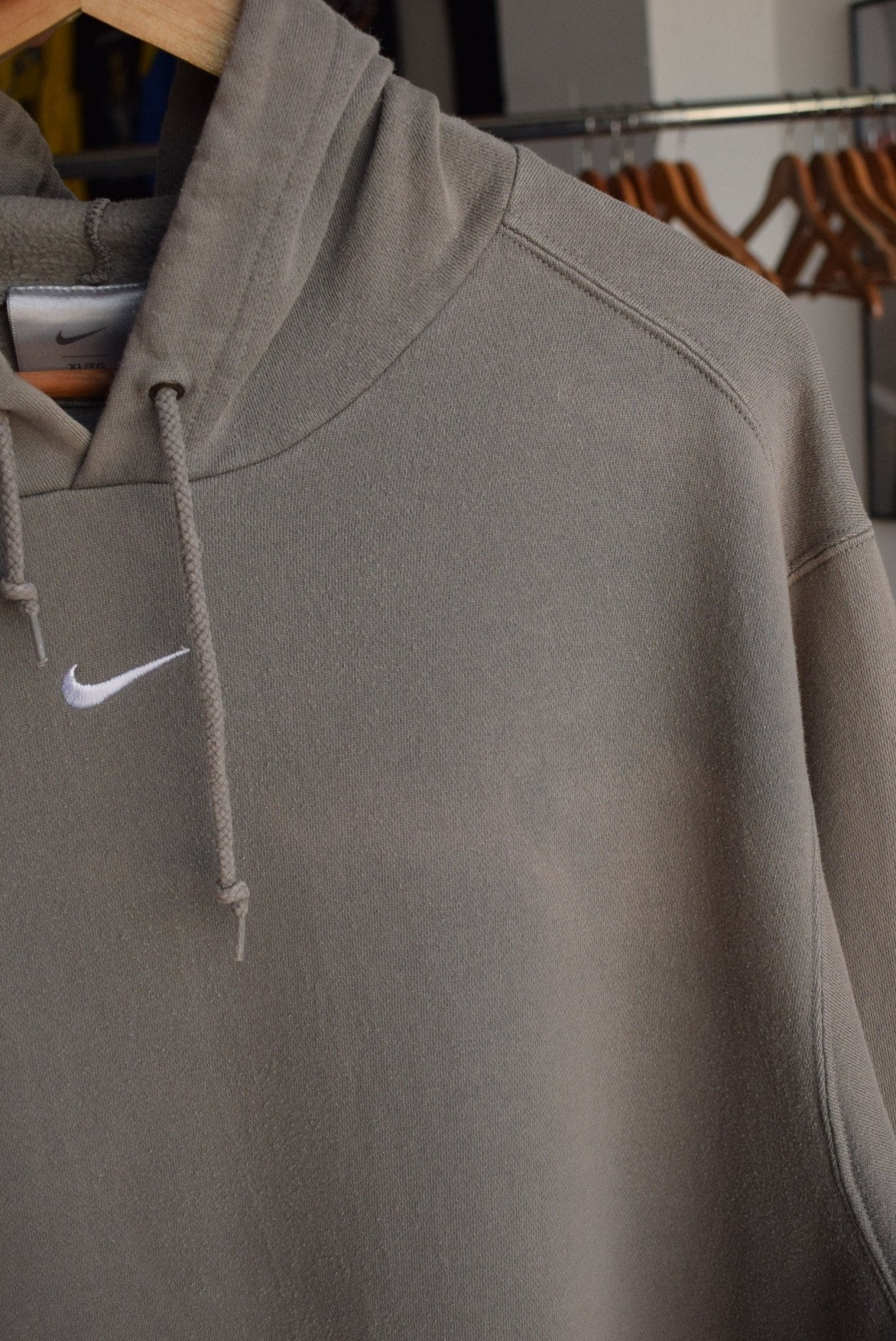 *Rare* Vintage 90s Nike Centre Swoosh Embroidered Hoodie (XL) - Retrospective Store
