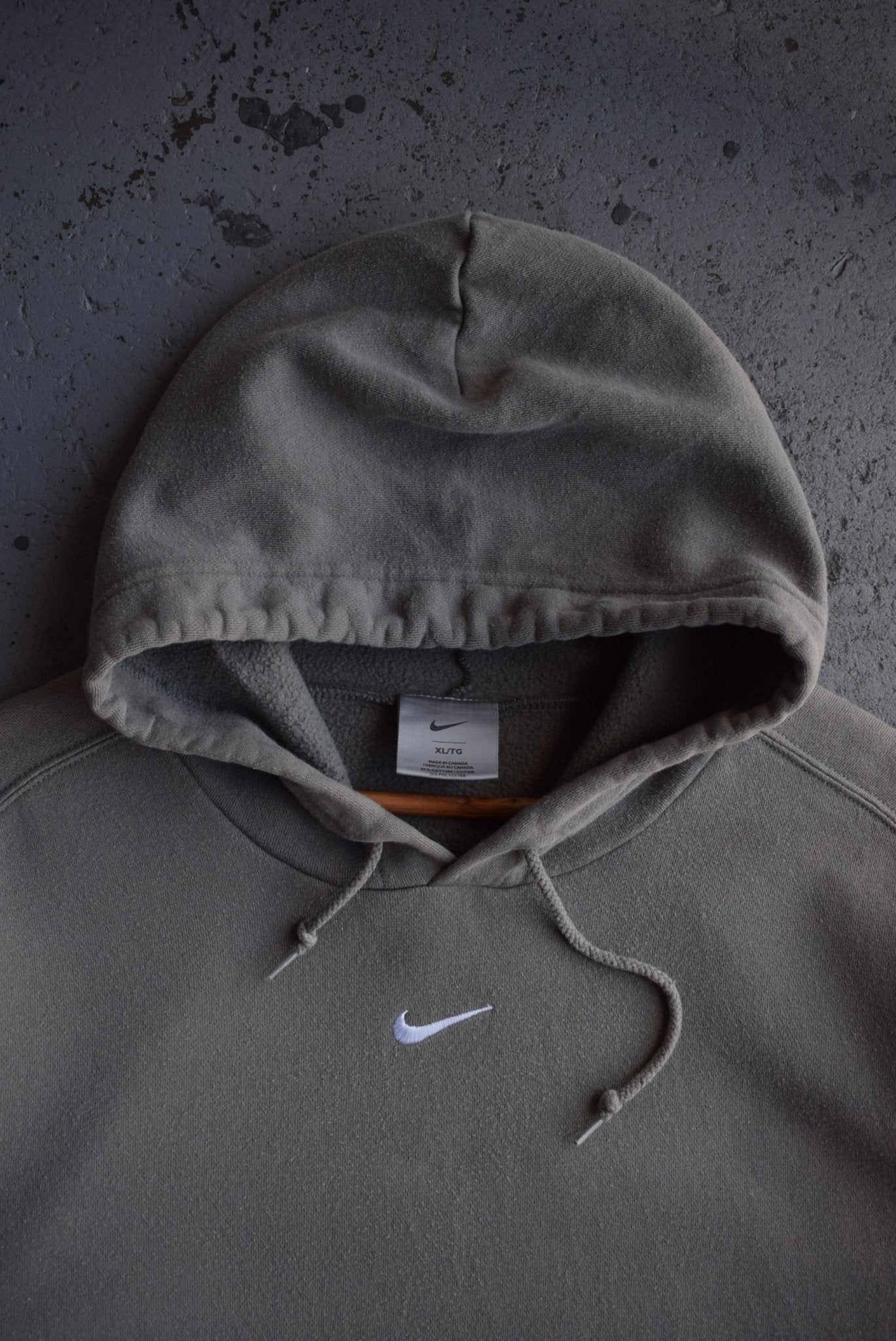 *Rare* Vintage 90s Nike Centre Swoosh Embroidered Hoodie (XL) - Retrospective Store