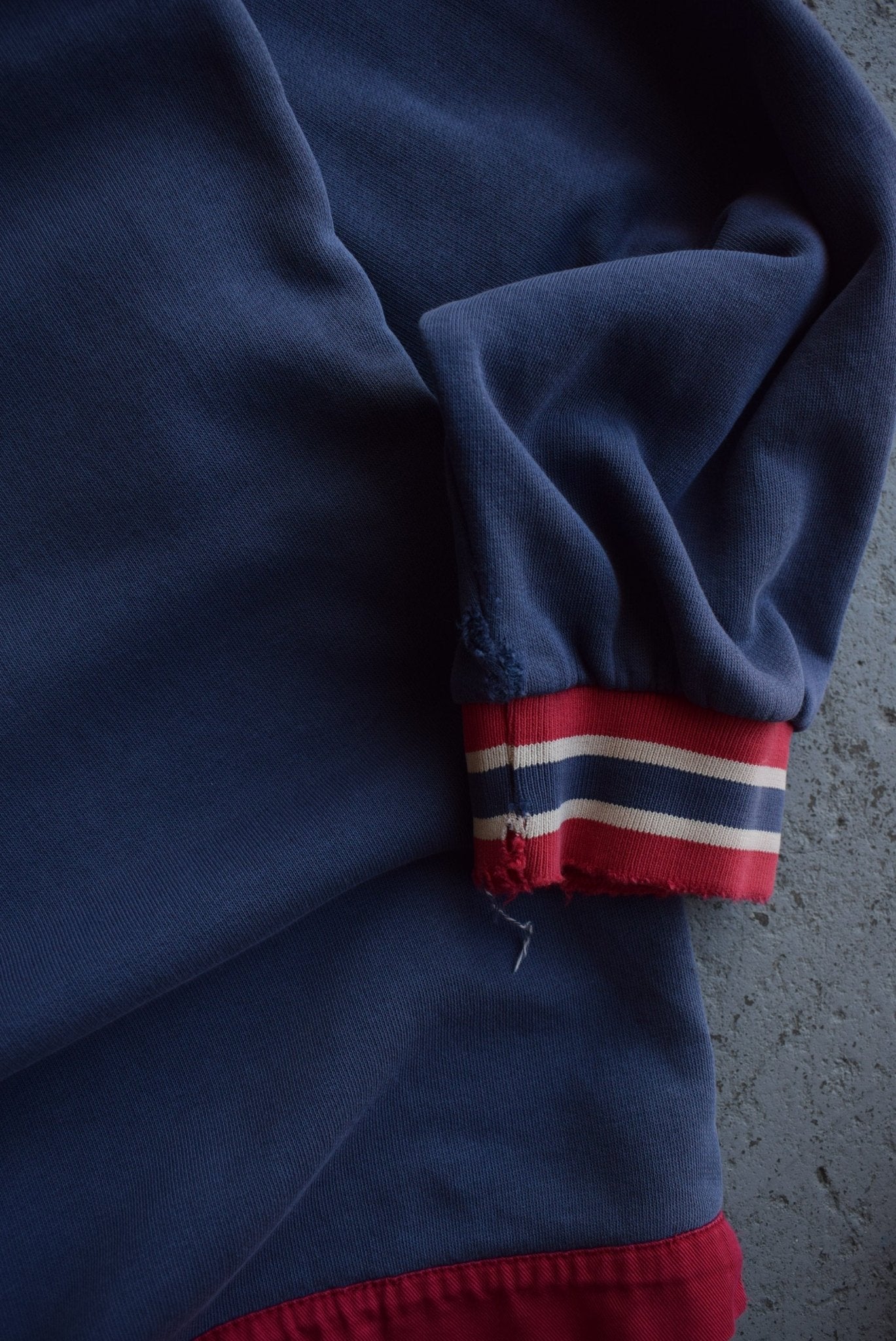 *Rare* Vintage 90s Nike Classic Logo Embroidered Quarter Zip (L) - Retrospective Store