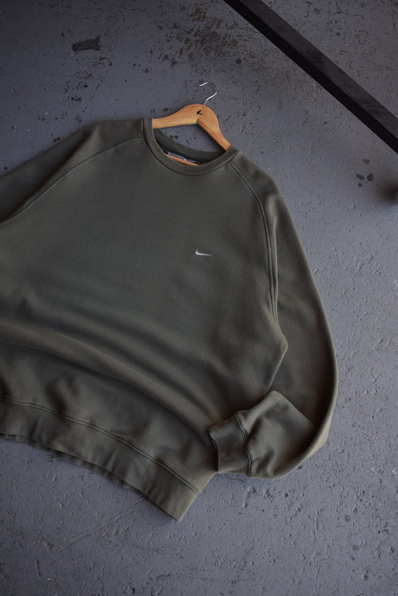 *Rare* Vintage 90s Nike Embroidered Classic Logo Crewneck (XXL) - Retrospective Store