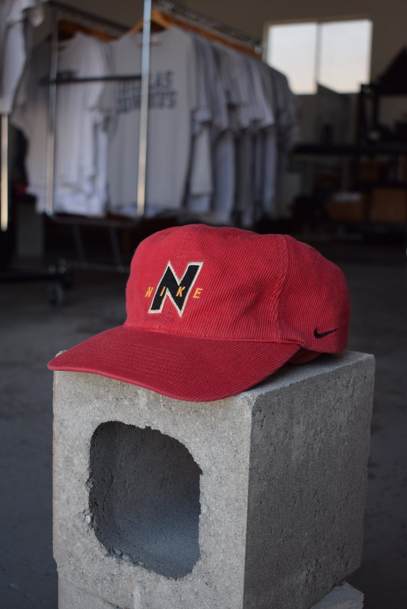 *Rare* Vintage 90s Nike Embroidered Corduroy Hat - Retrospective Store