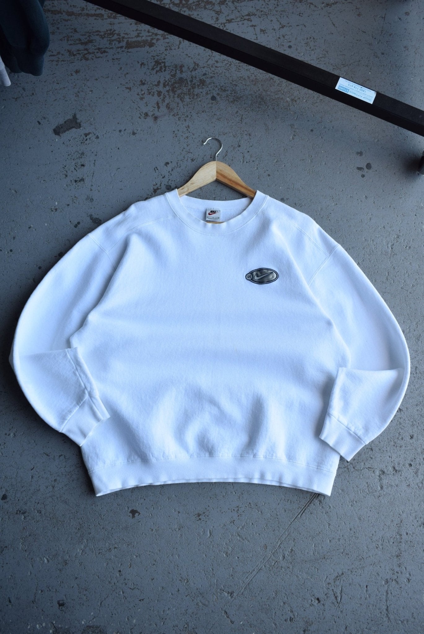 *Rare* Vintage 90s Nike Embroidered Crewneck (L) - Retrospective Store